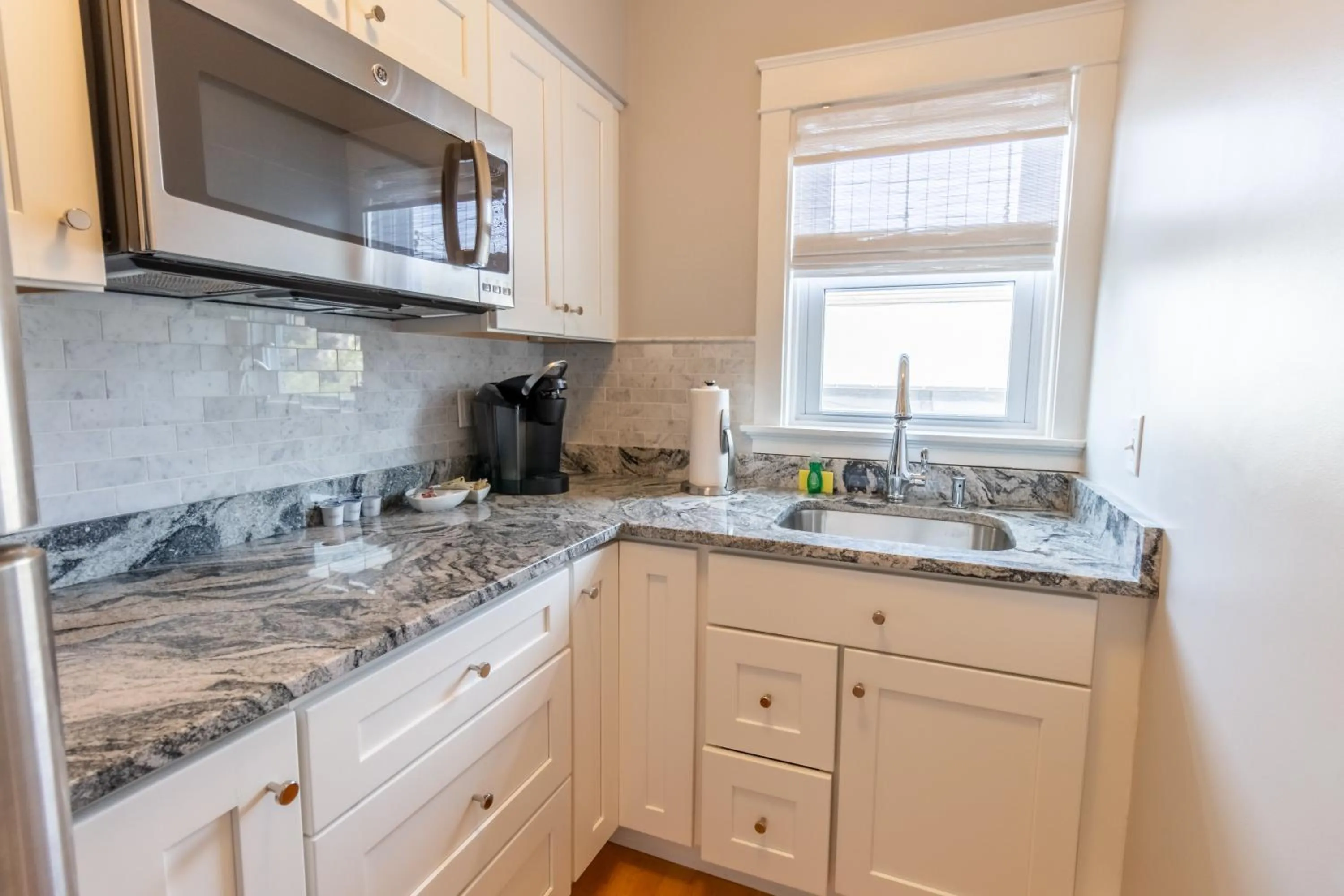 The Newport Lofts - 194 Thames Street