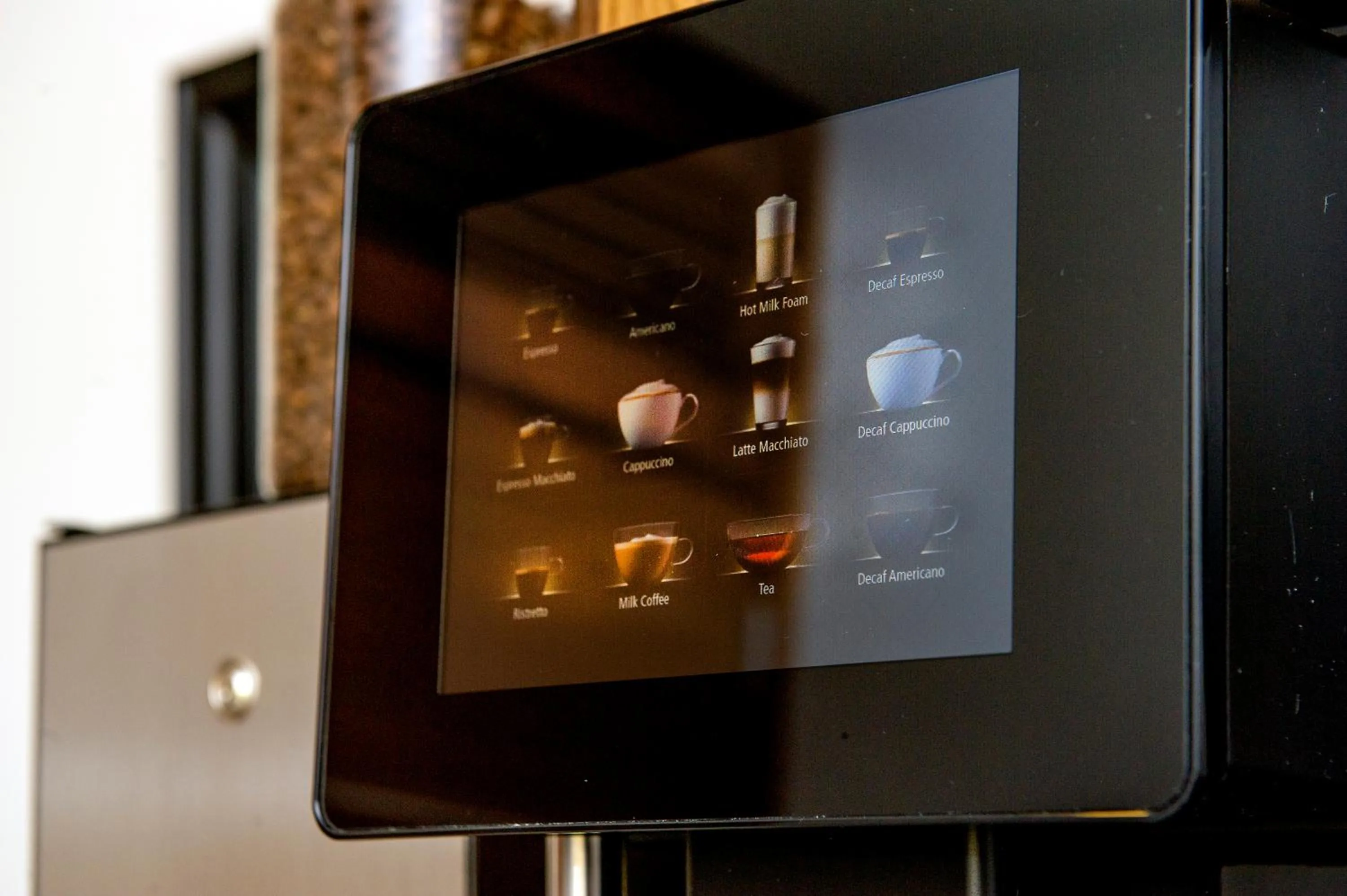 Coffee/tea facilities in South Wind Guesthouse