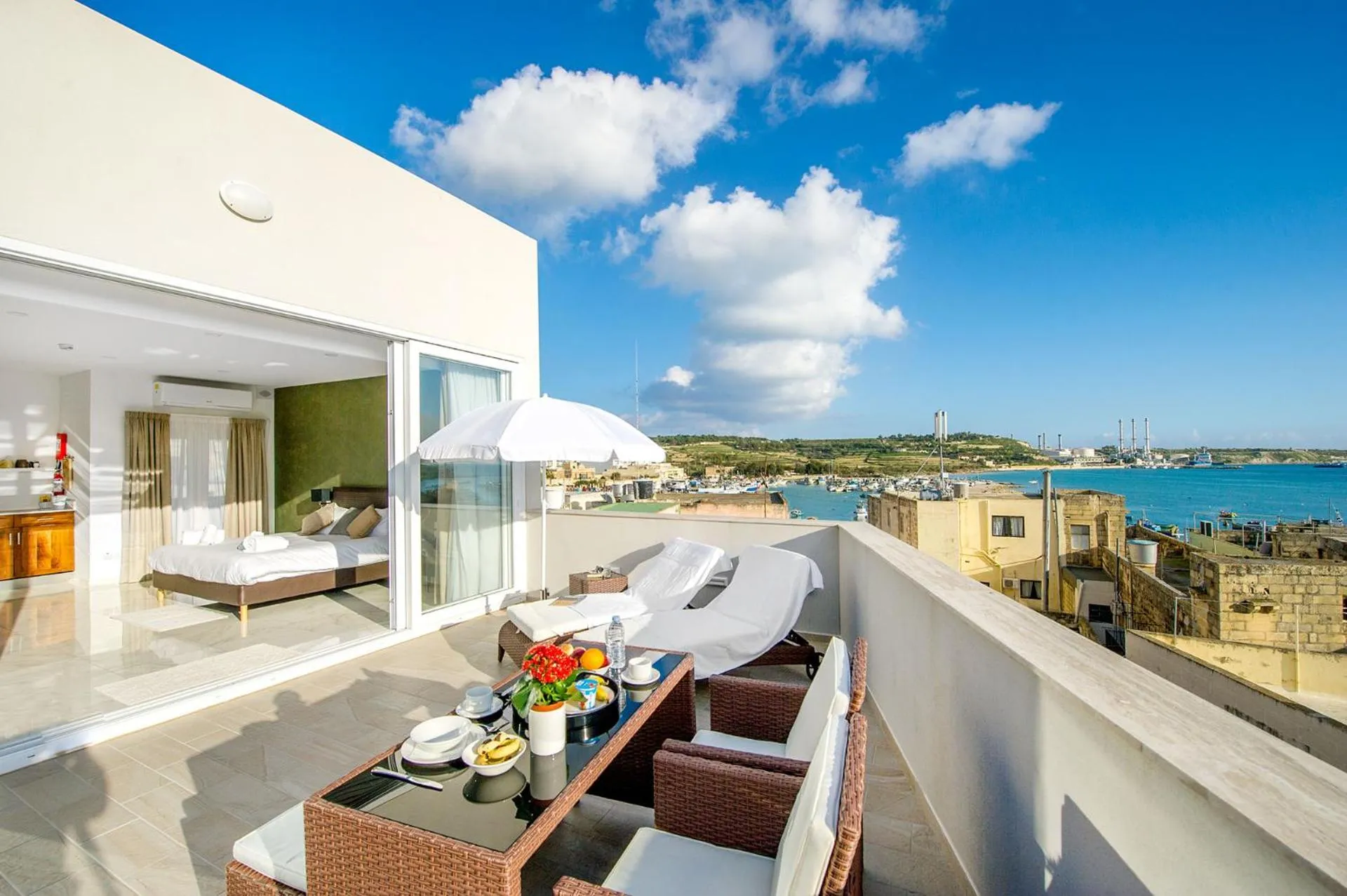 Balcony/Terrace in South Wind Guesthouse