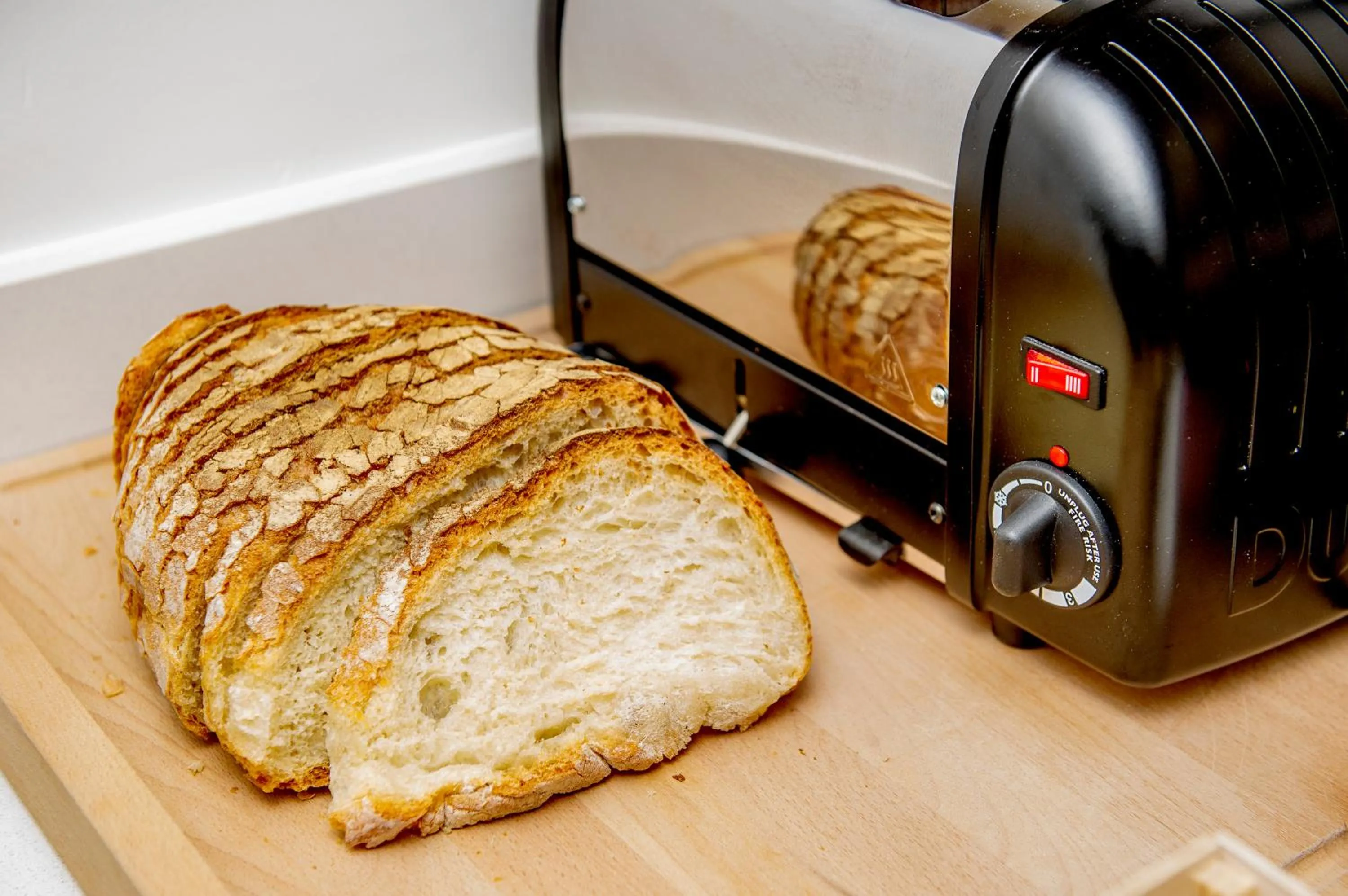 Communal kitchen in South Wind Guesthouse