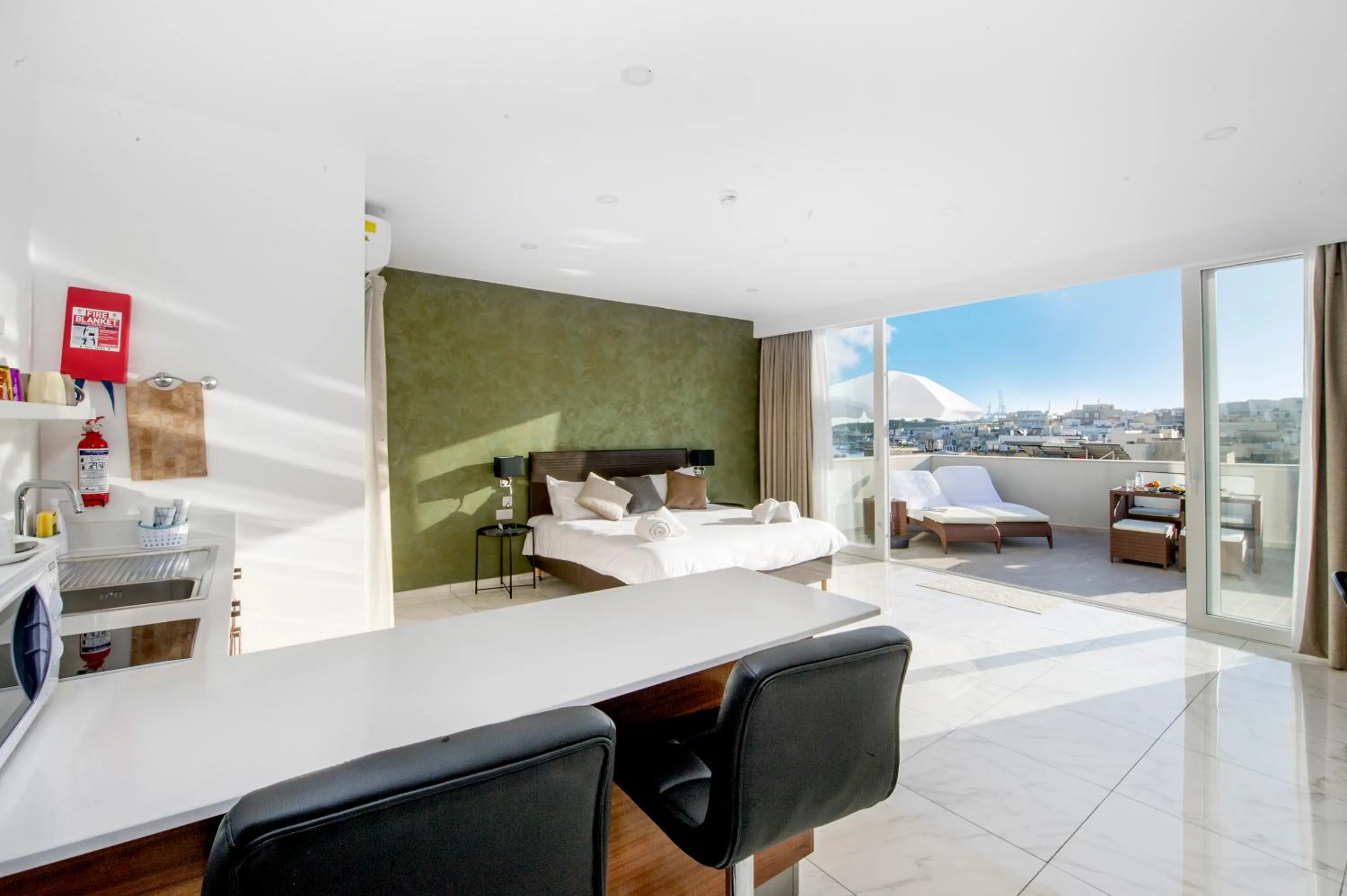 Photo of the whole room, Bed in South Wind Guesthouse