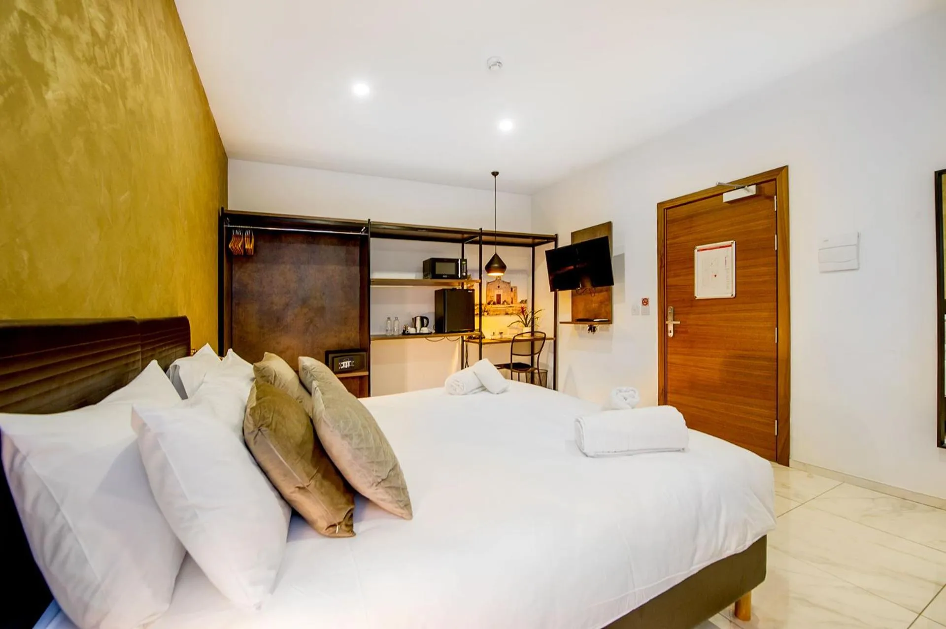 Photo of the whole room, Bed in South Wind Guesthouse