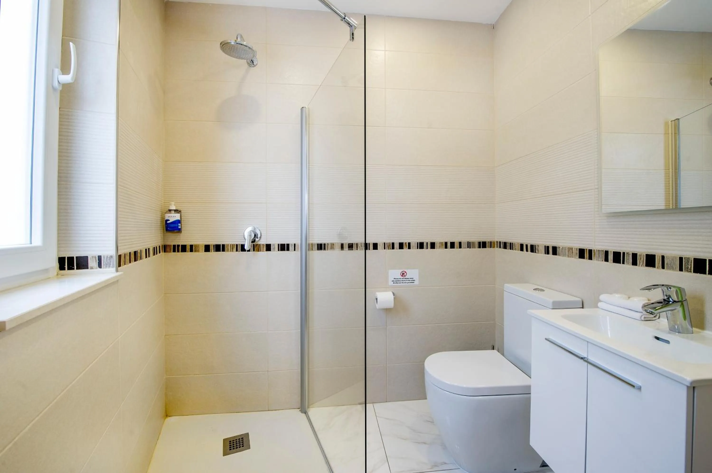 Bathroom in South Wind Guesthouse