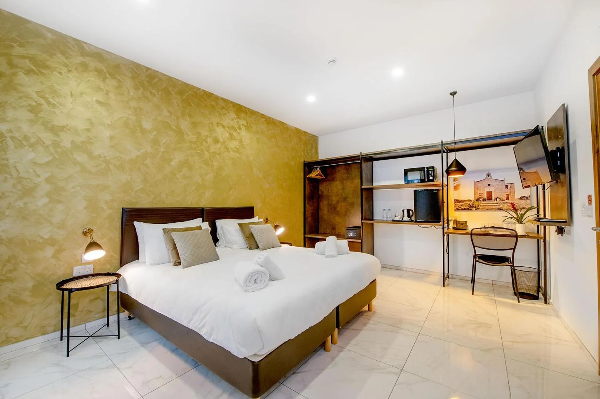 Photo of the whole room, Bed in South Wind Guesthouse