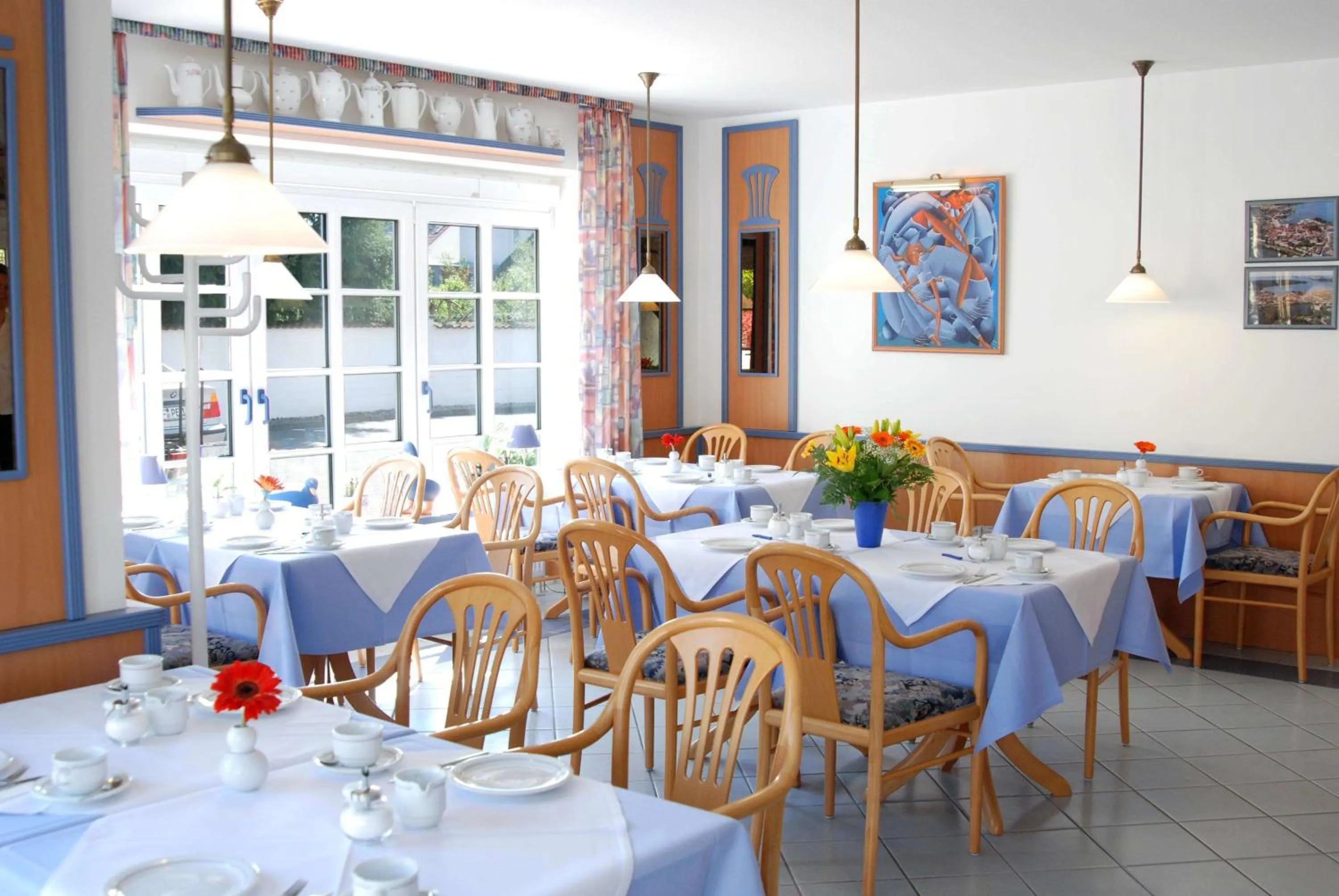 Restaurant/places to eat in Hotel Ingeborg