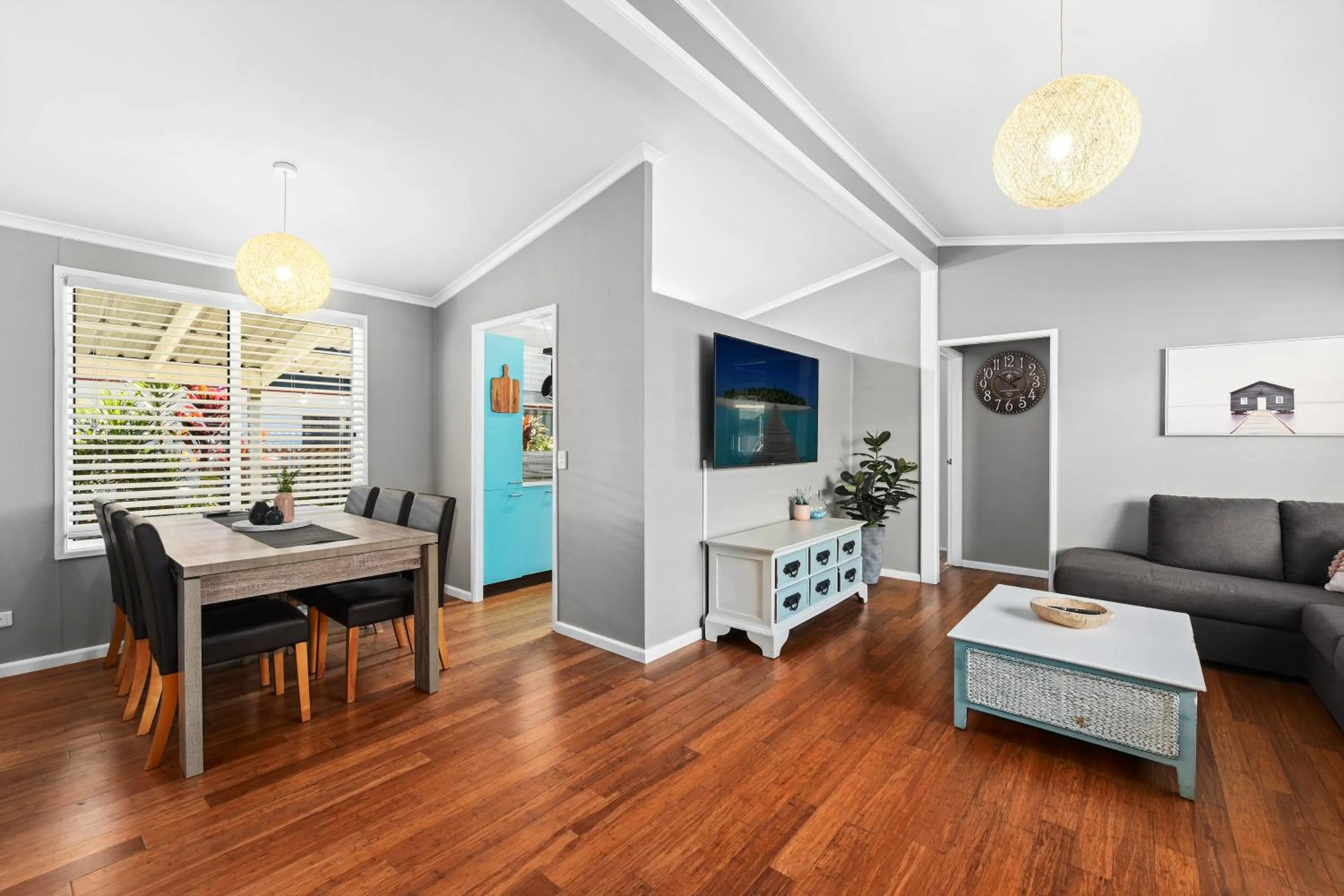 Dining area in Flynns Beach Caravan Park