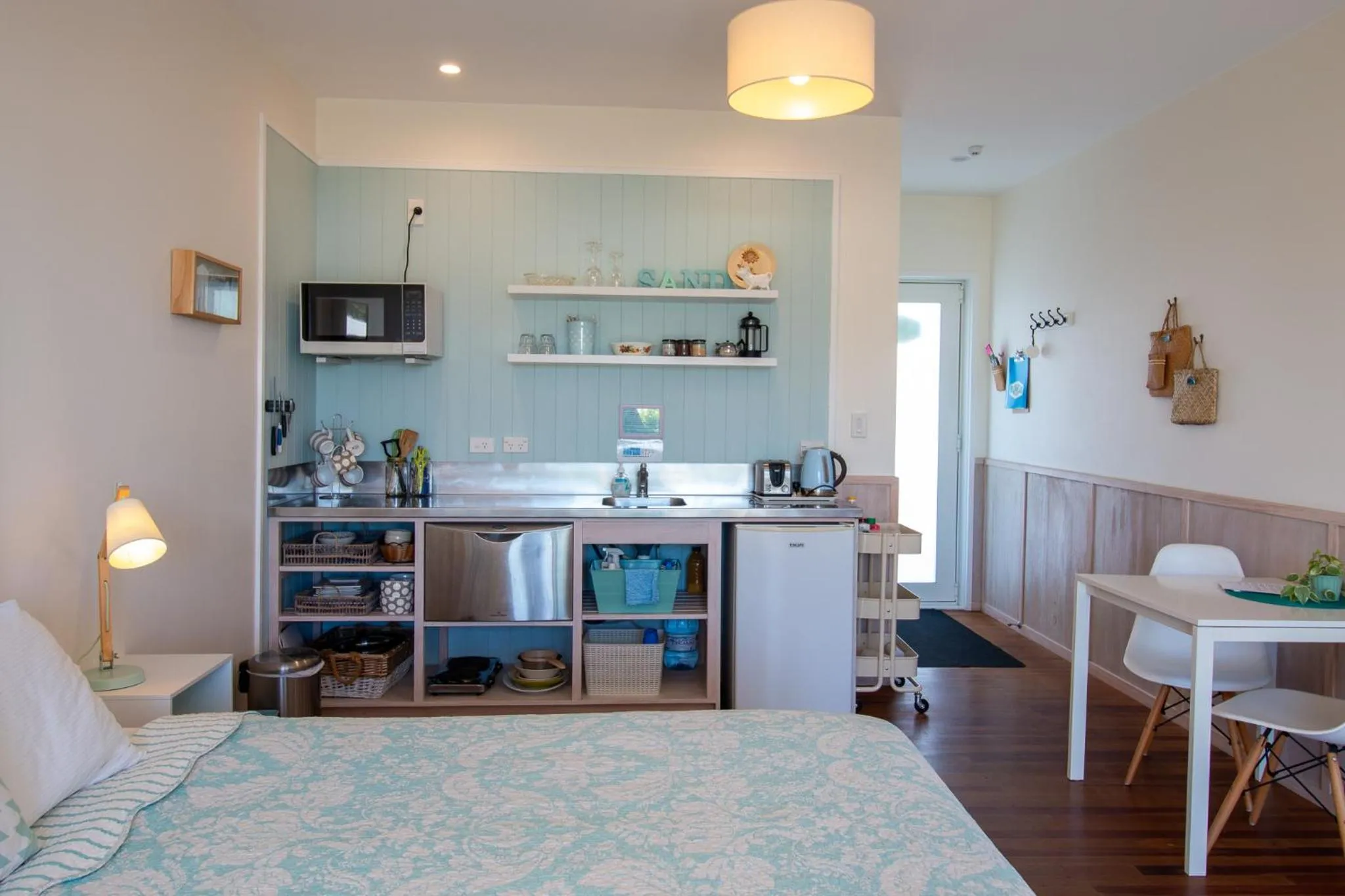 Bed in Leigh Central