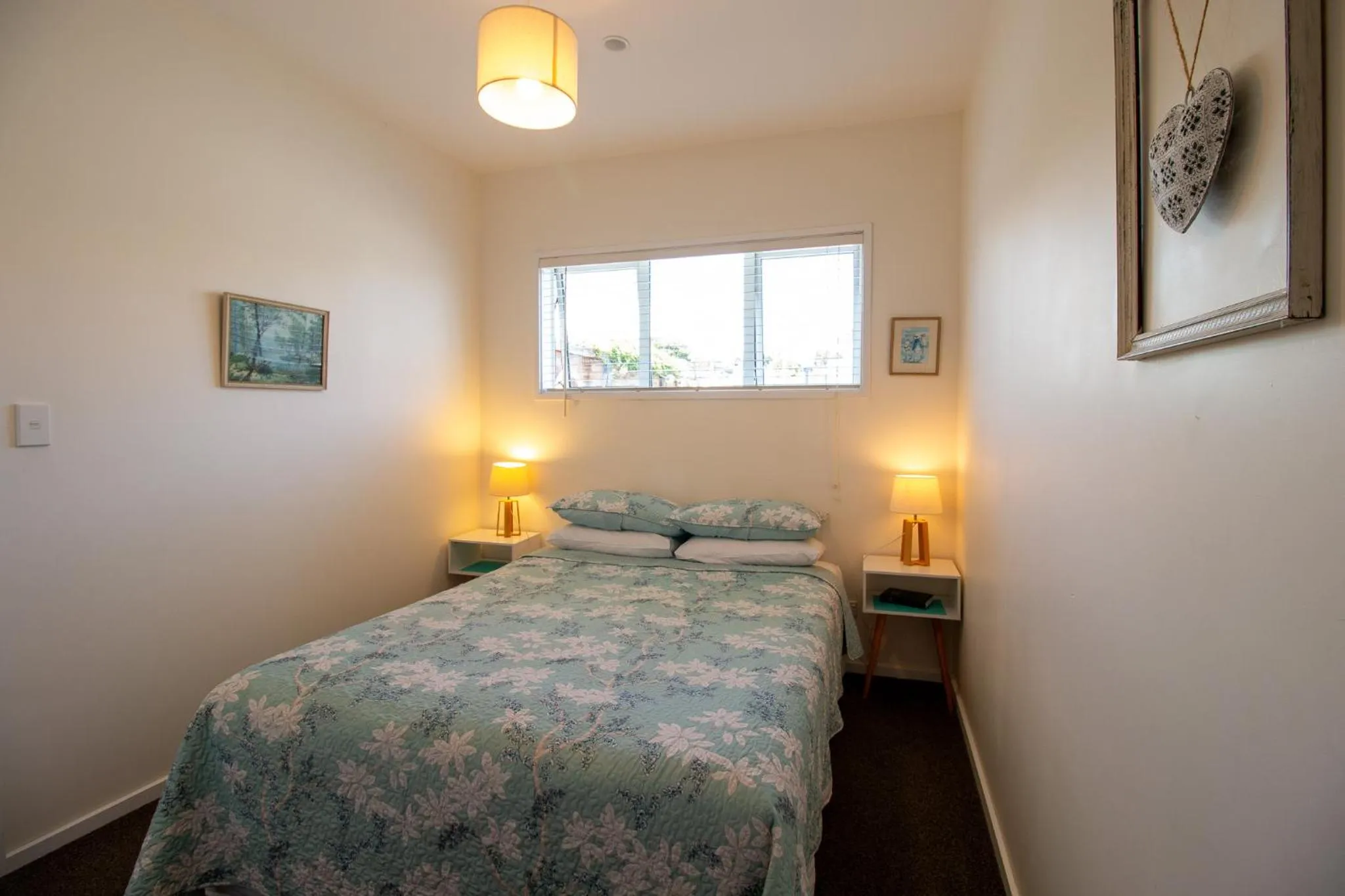 Bed in Leigh Central