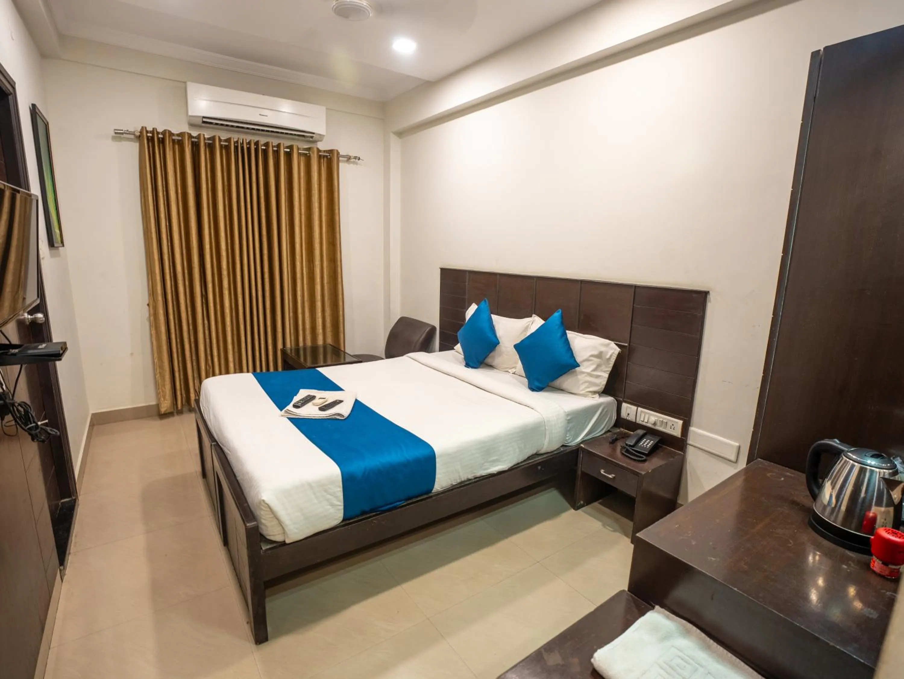 Bed in Orion Residency Hotel Near Chennai Central Railway Station