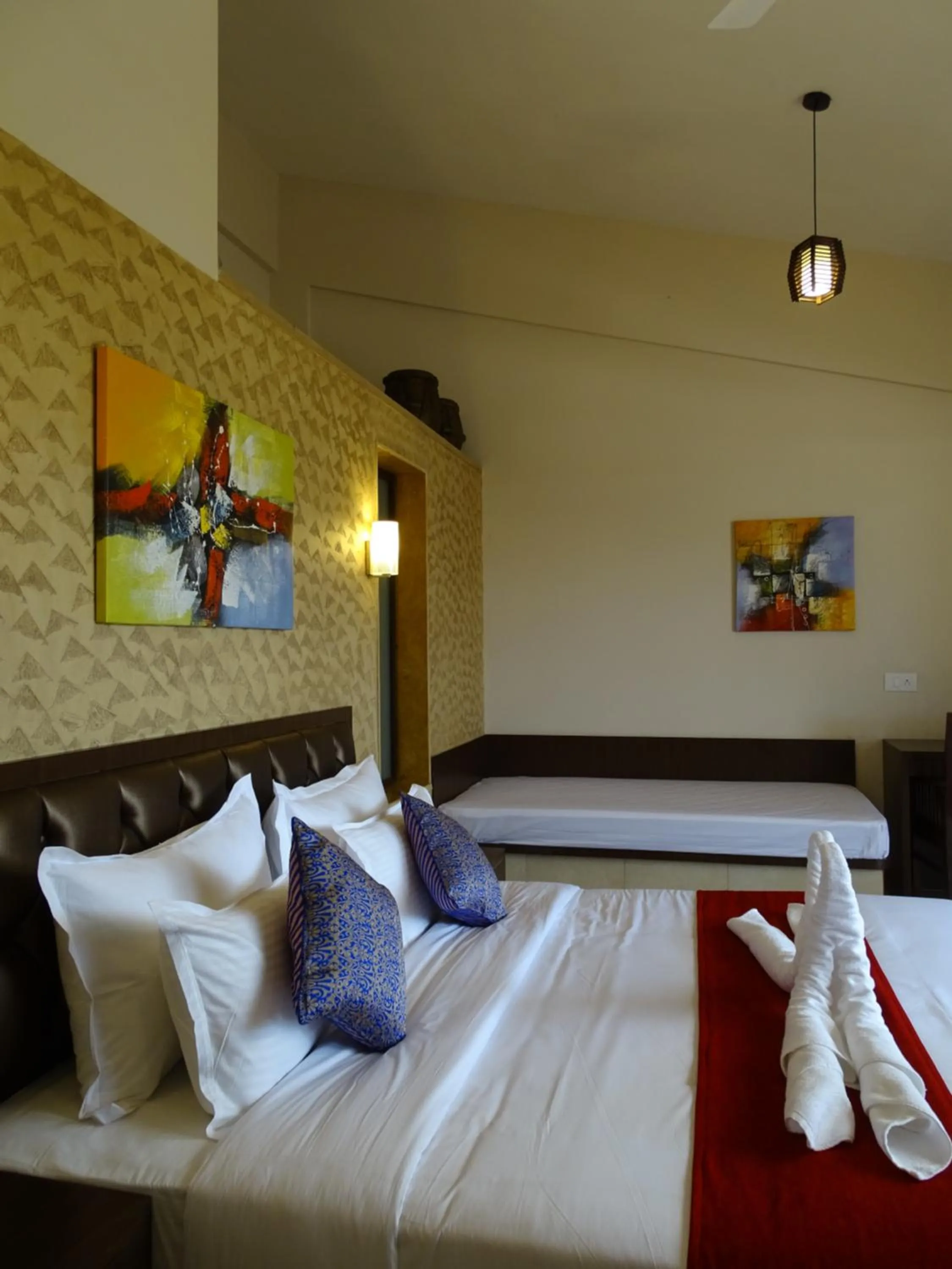 Photo of the whole room, Bed in Misty Meadows, Lonavala