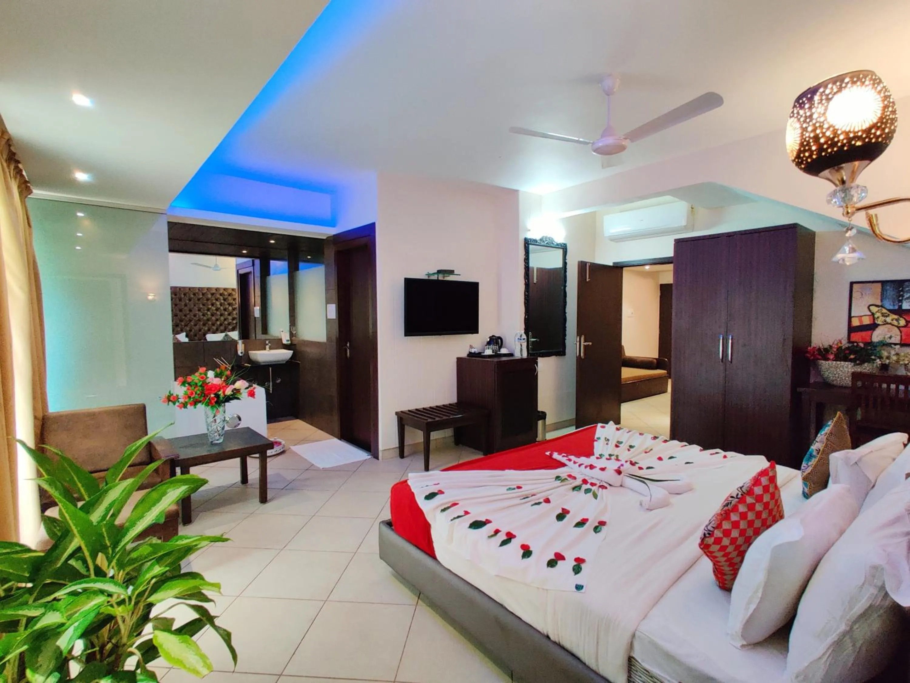 Bed in Misty Meadows, Lonavala