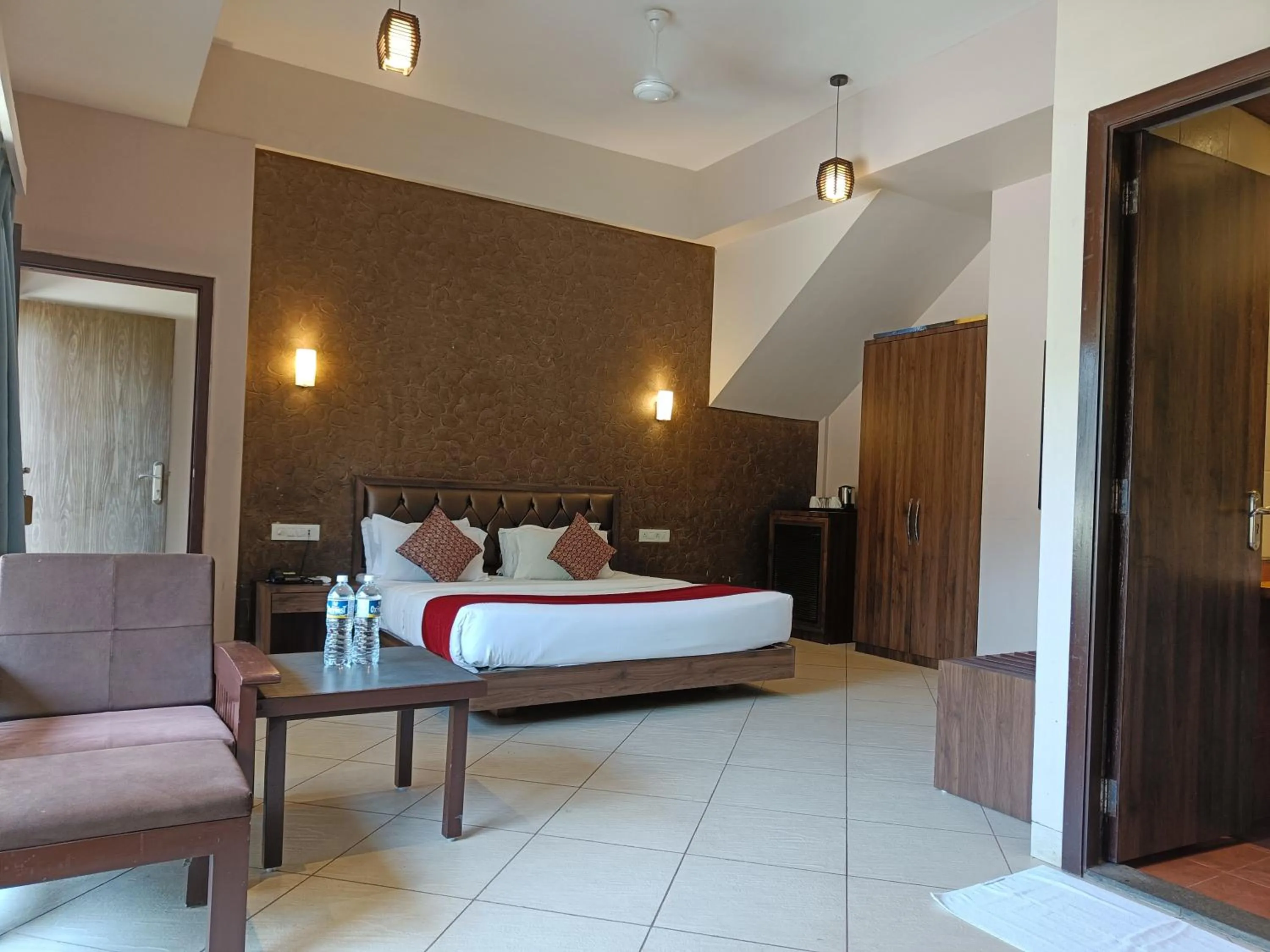 Bed in Misty Meadows, Lonavala