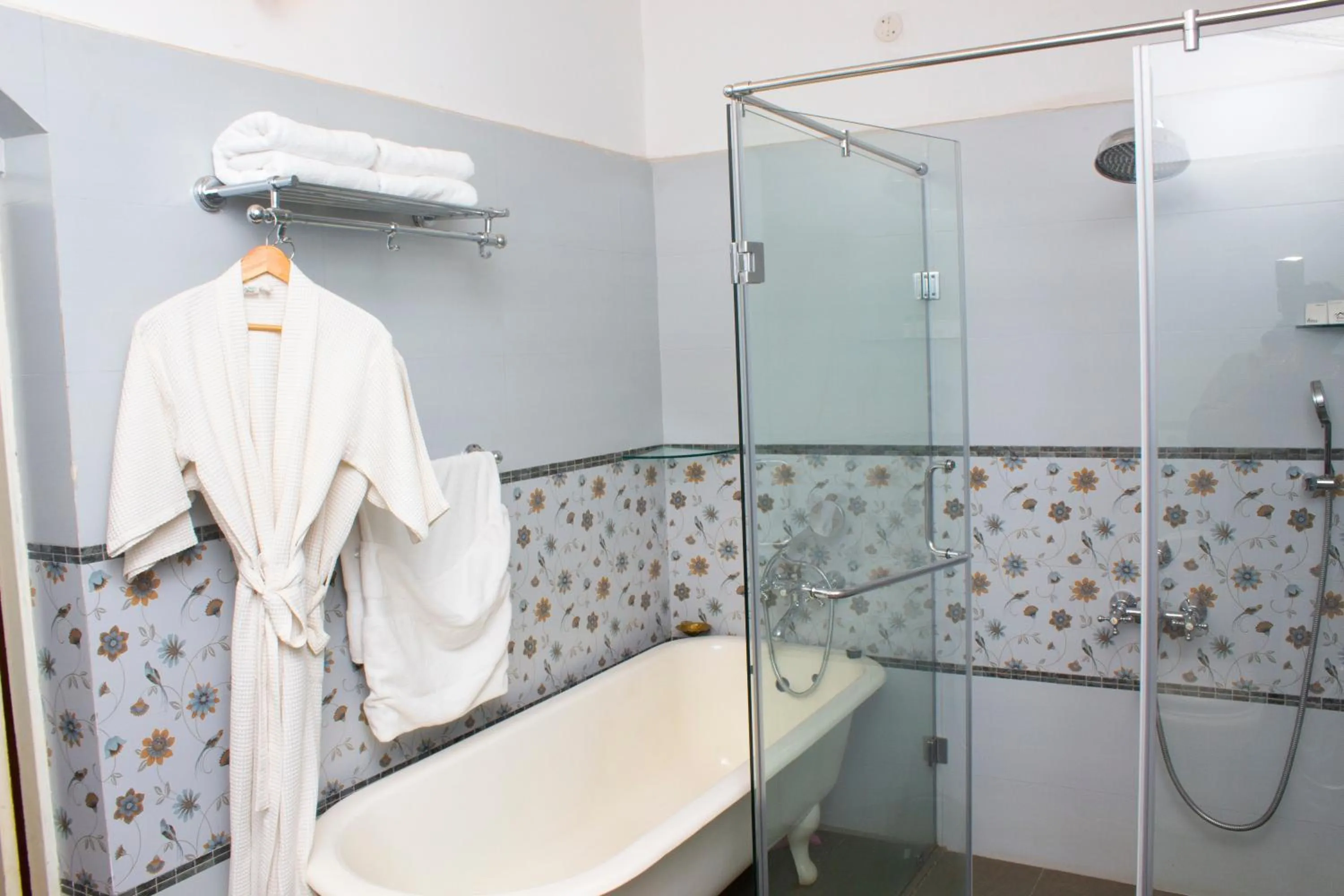 Bathroom in West Downs - The Heritage Resort