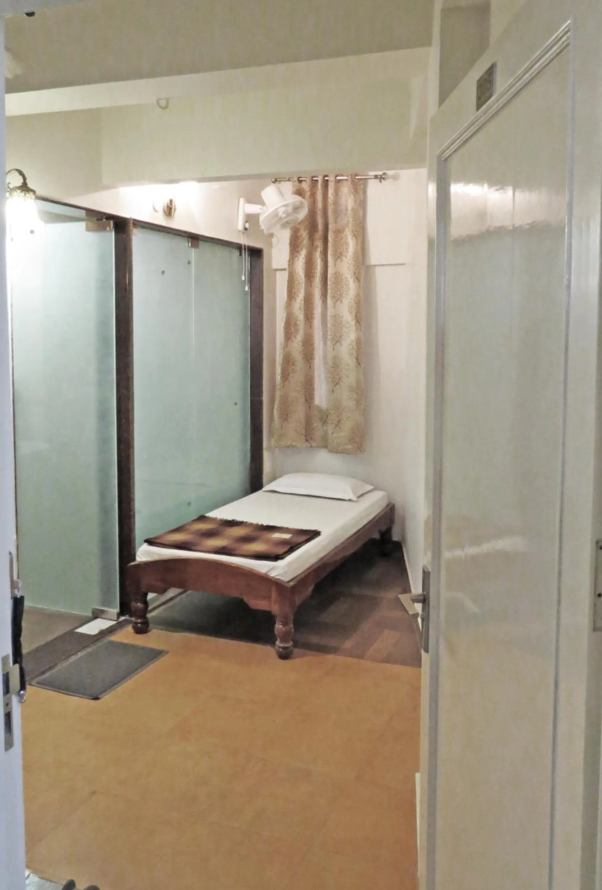 Bed in Hotel Rangoli