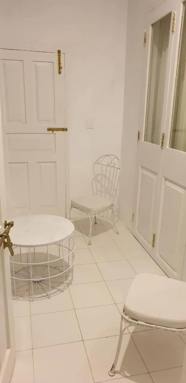 Kadal The Beach House