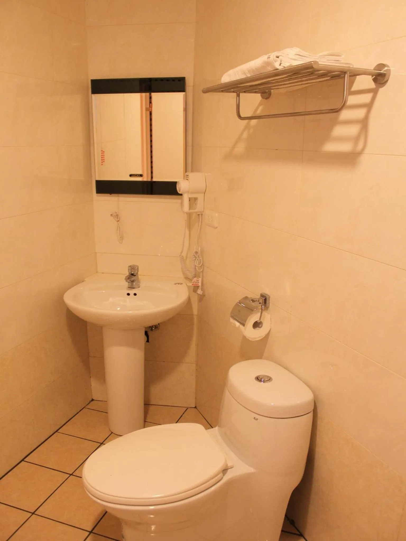 Shower in Shan Shui Hostel