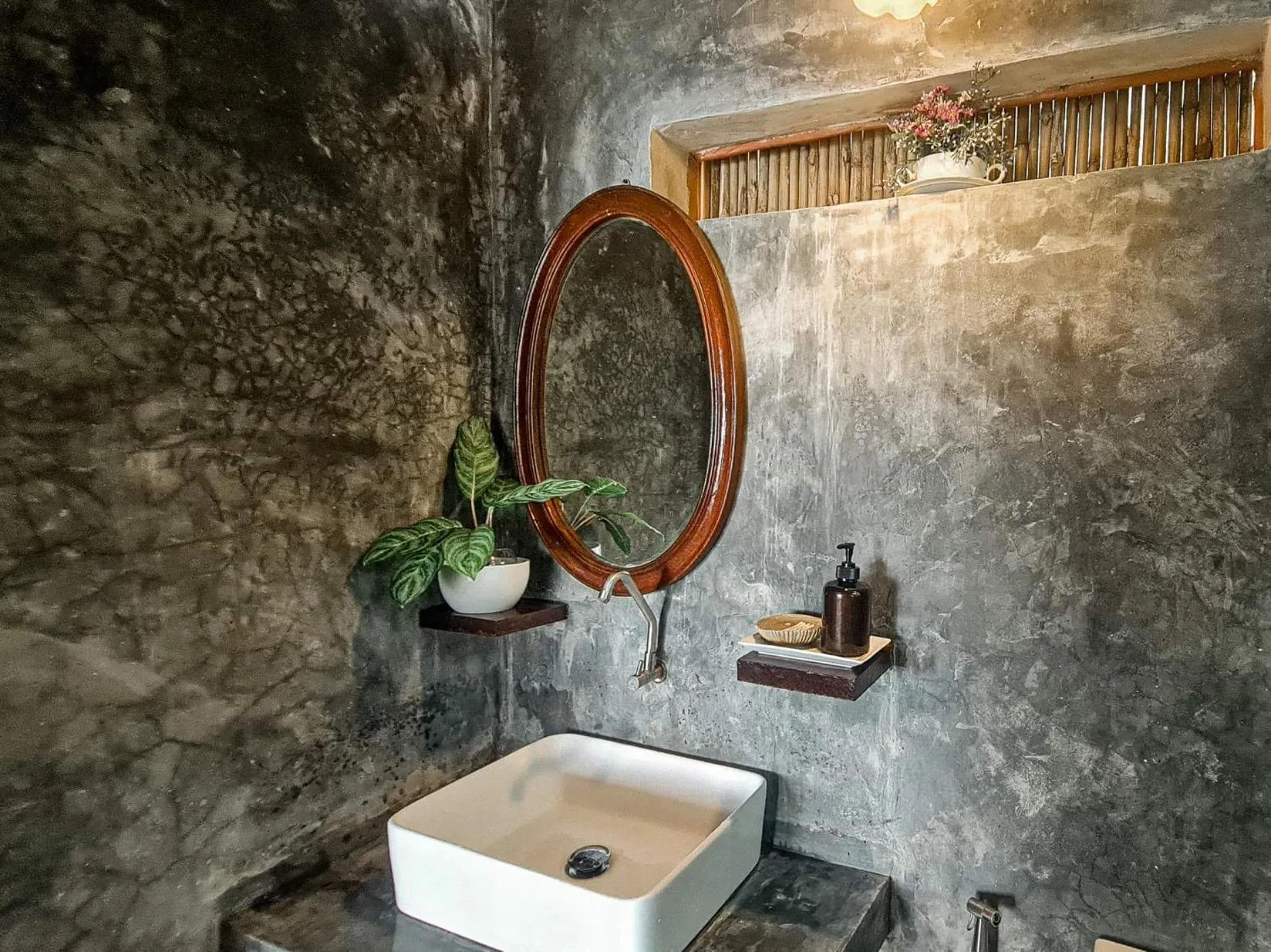 Bathroom in Baan Talay Resort & Yoga