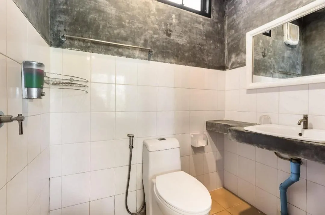 New Heaven Dive School and Resort