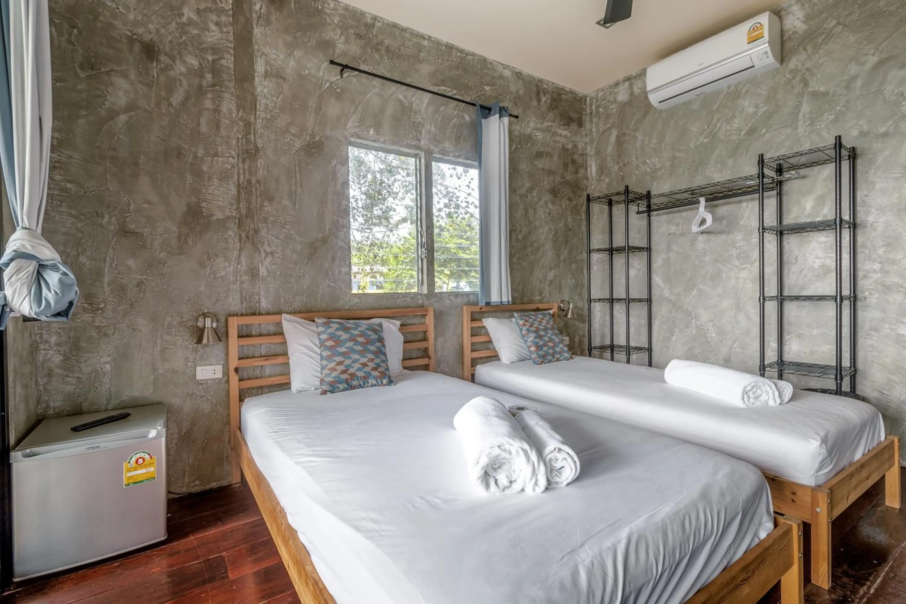 New Heaven Dive School and Resort