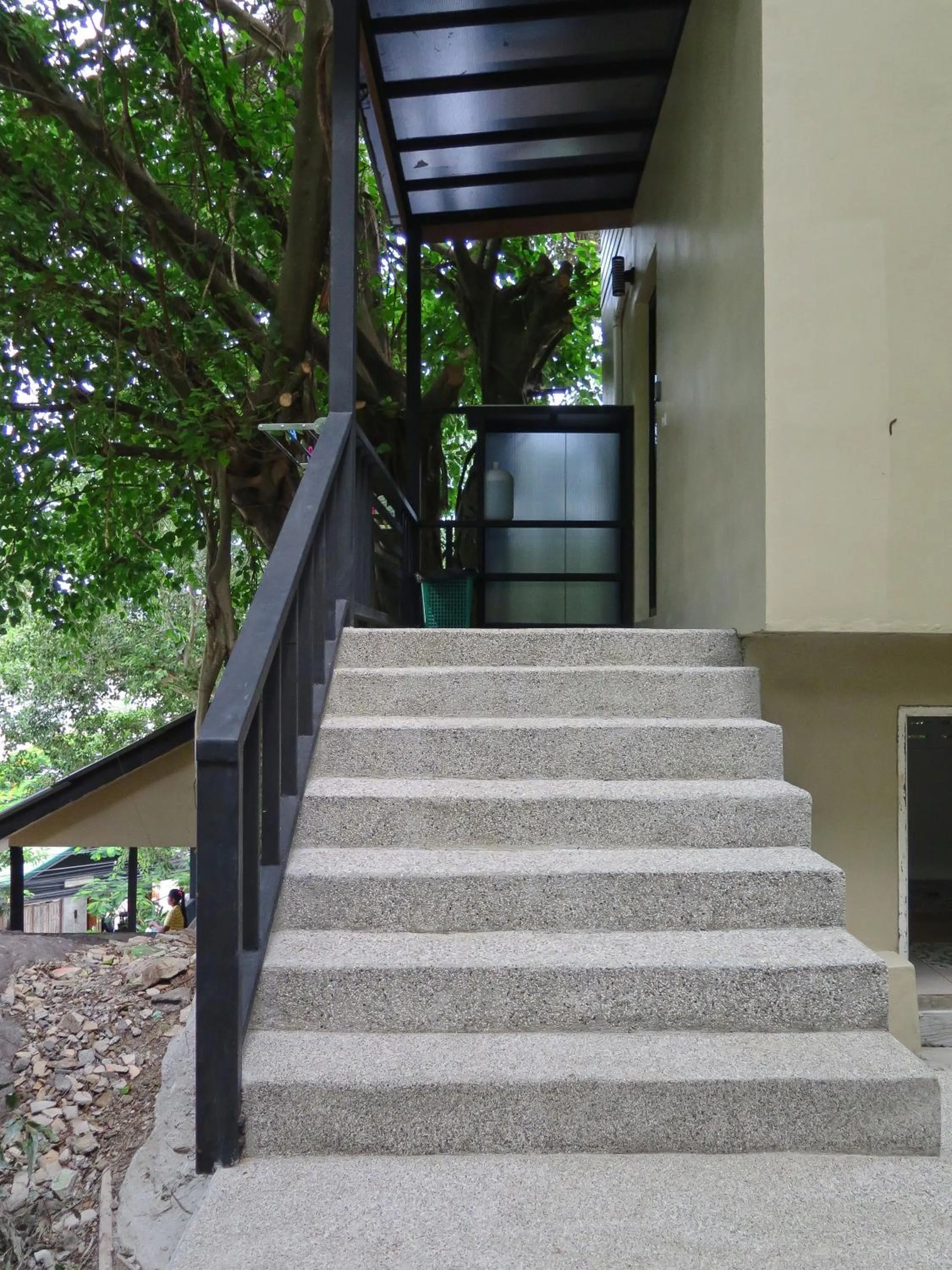 Area and facilities in New Heaven Dive School and Resort