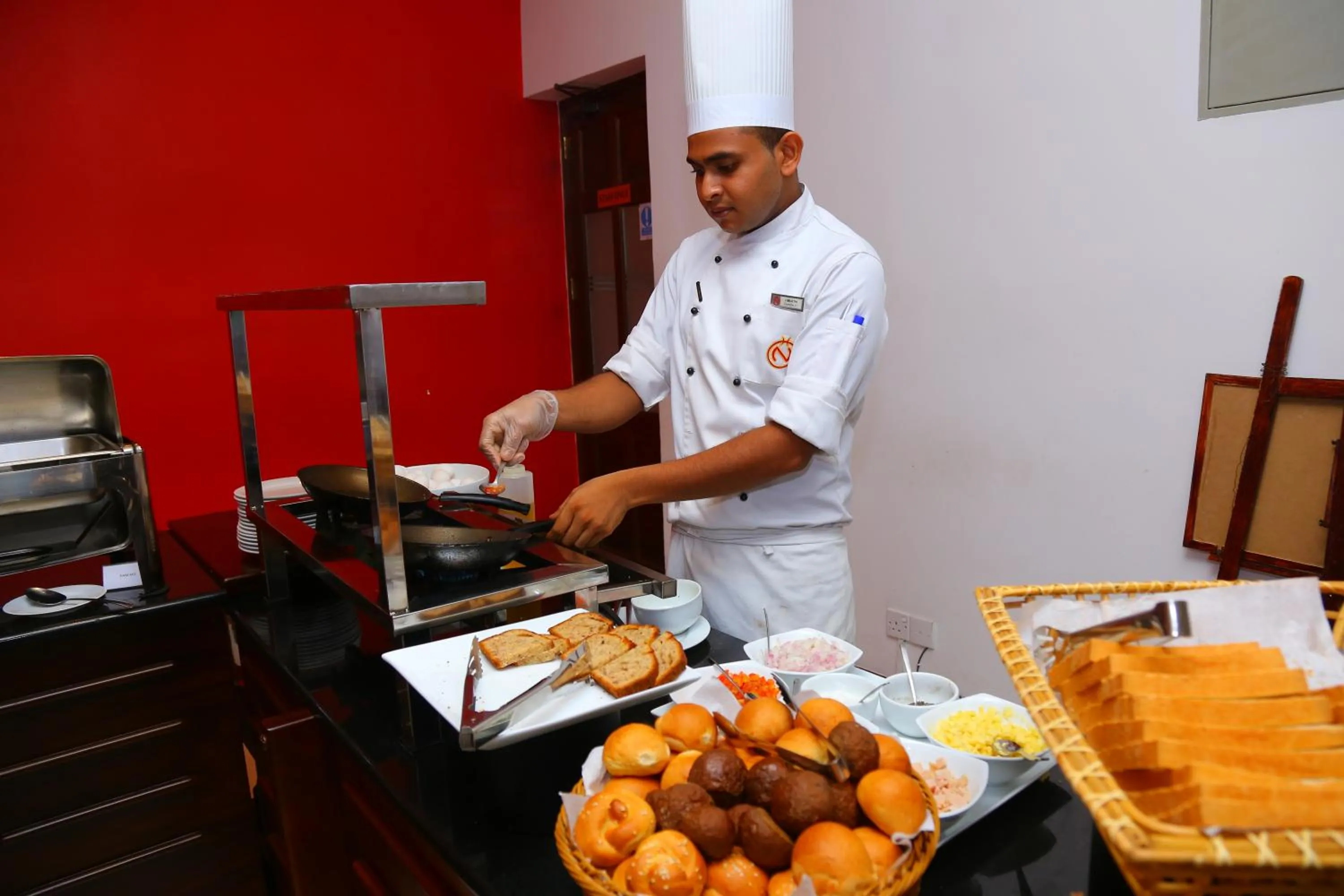 Food and drinks in Hotel Nippon Colombo