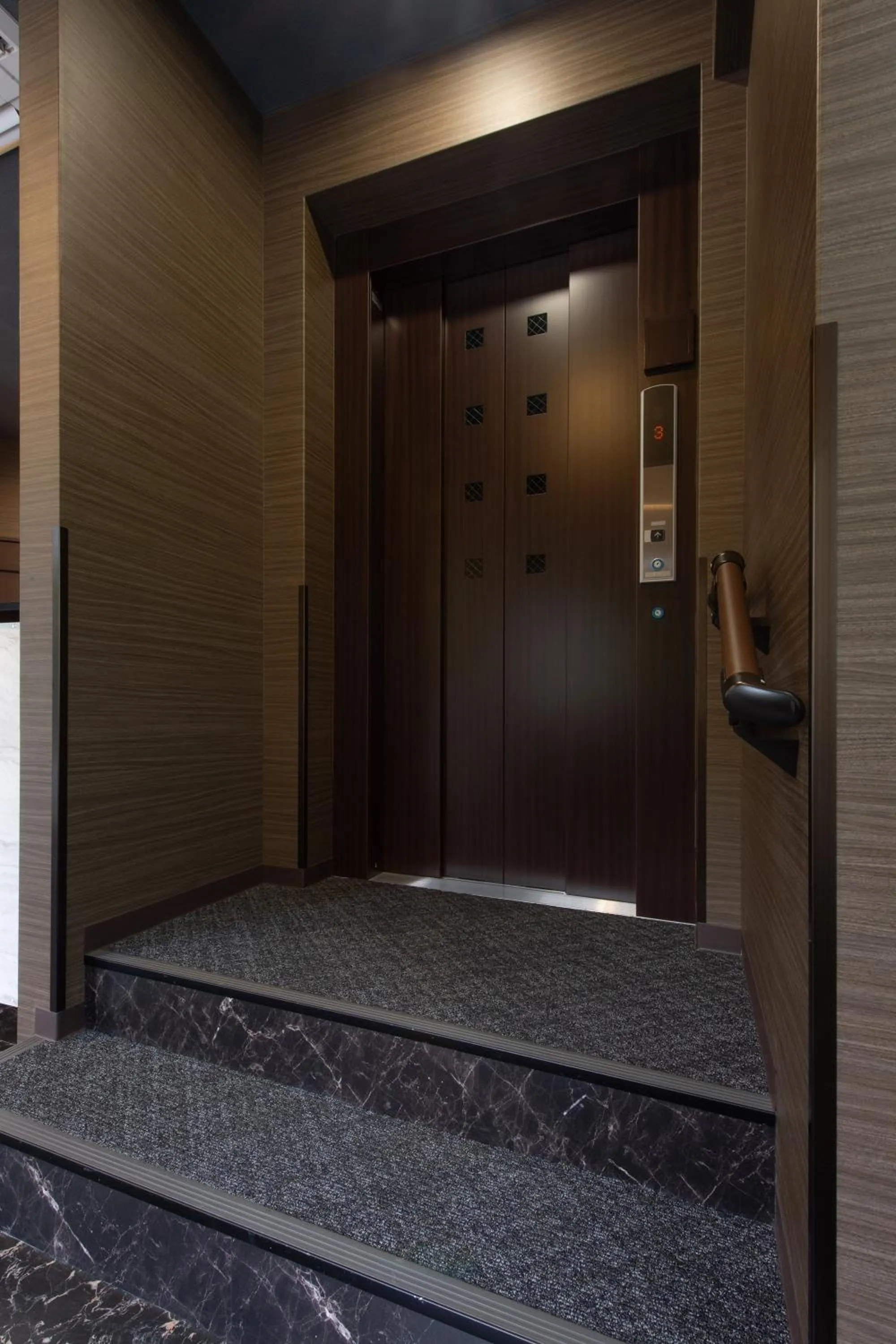 elevator in Hotel Arashiyama