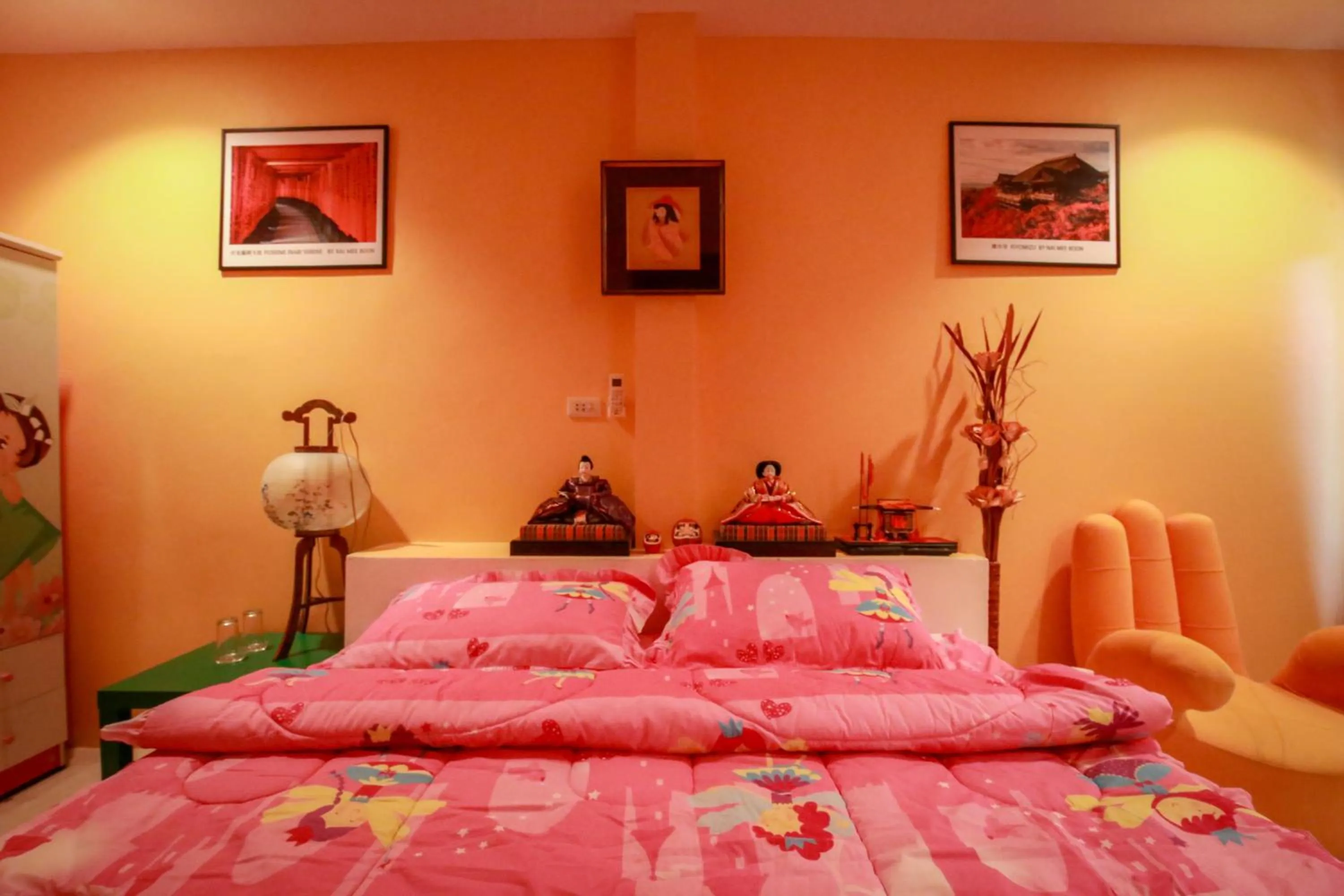 Bed in Tanihill Resort