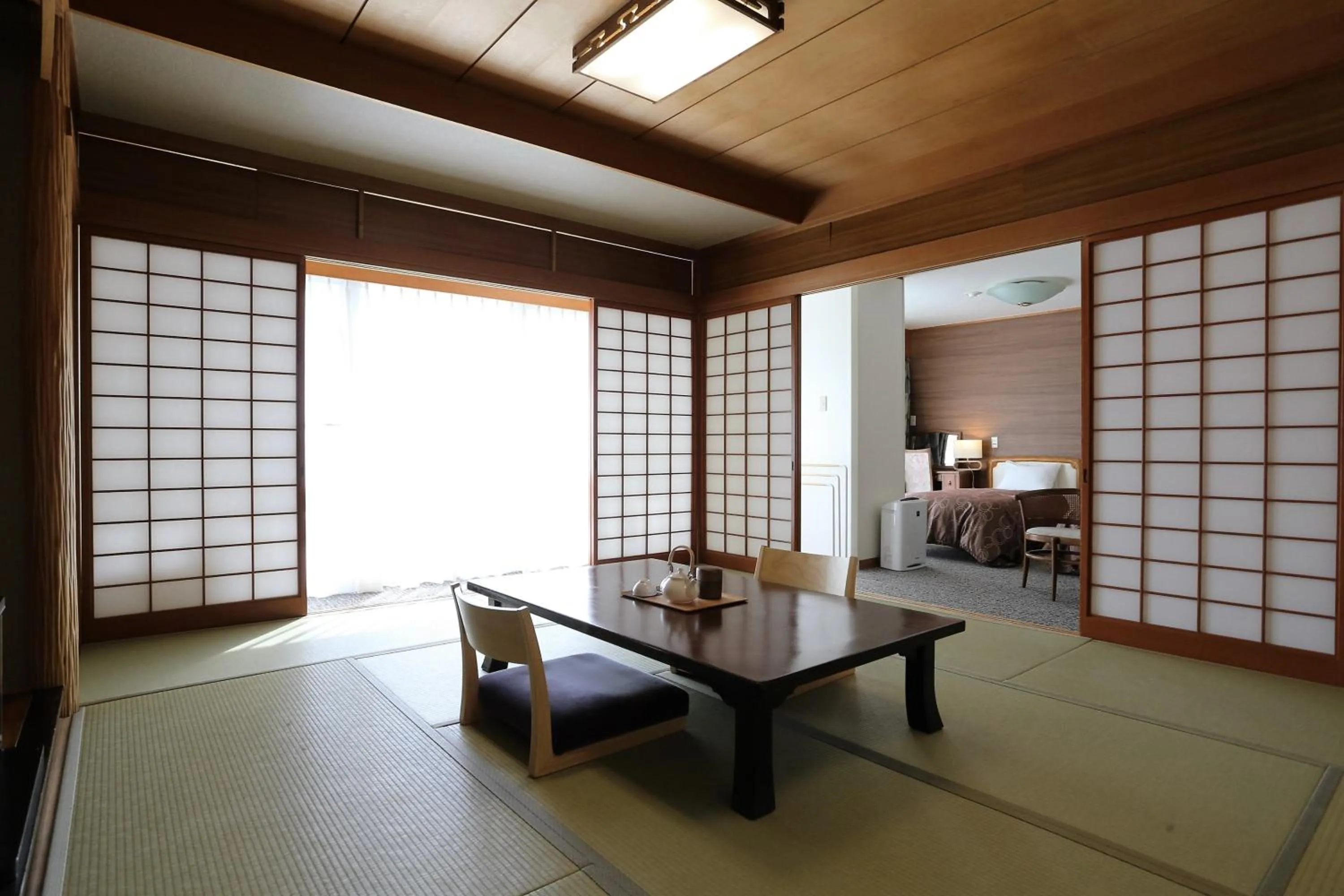 Photo of the whole room in Okutsu Onsen Komeya Club