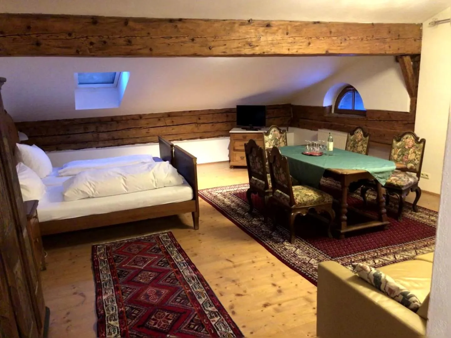 Decorative detail in Posthotel Sachrang