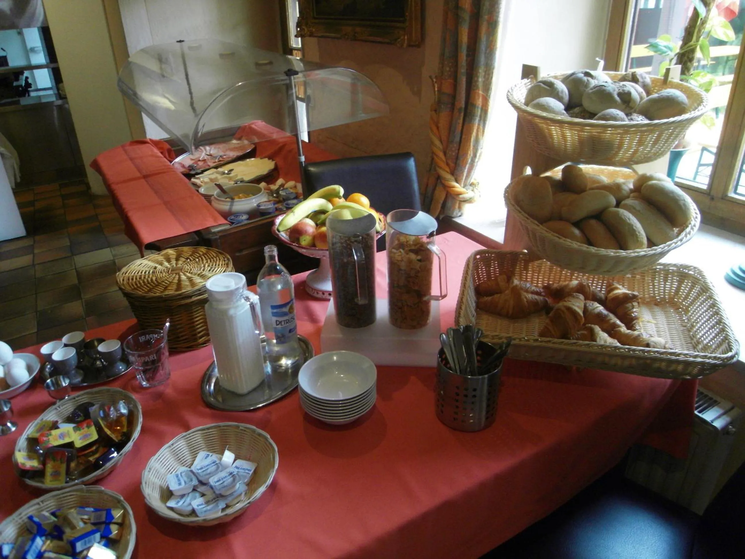 Buffet breakfast in Posthotel Sachrang