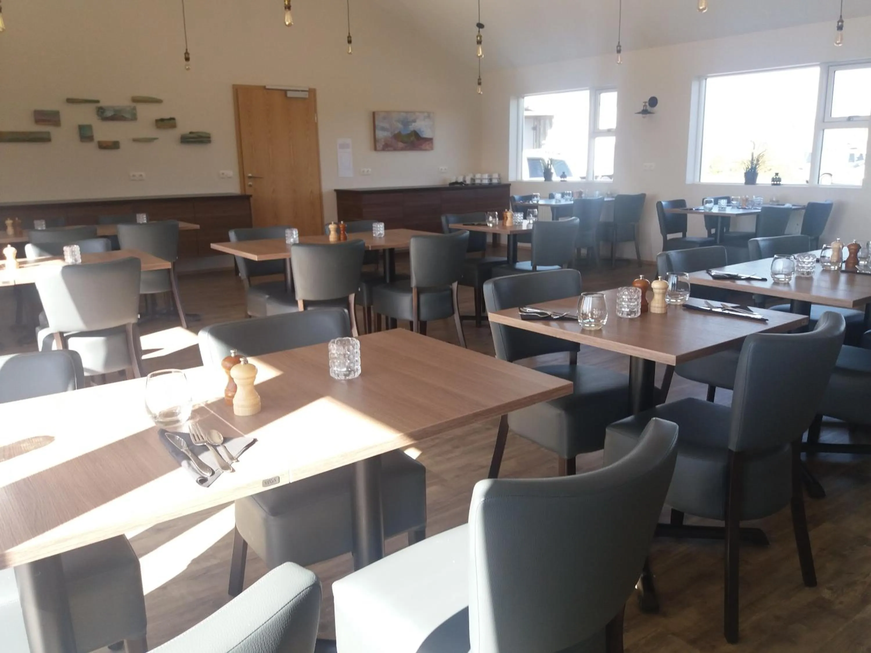 Restaurant/places to eat in Hotel Vos