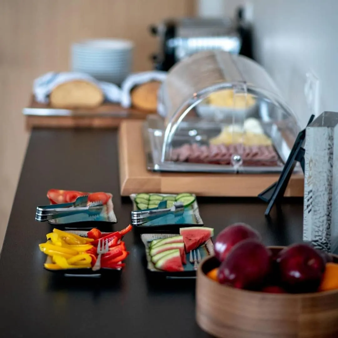 Food and drinks in Hotel Vos