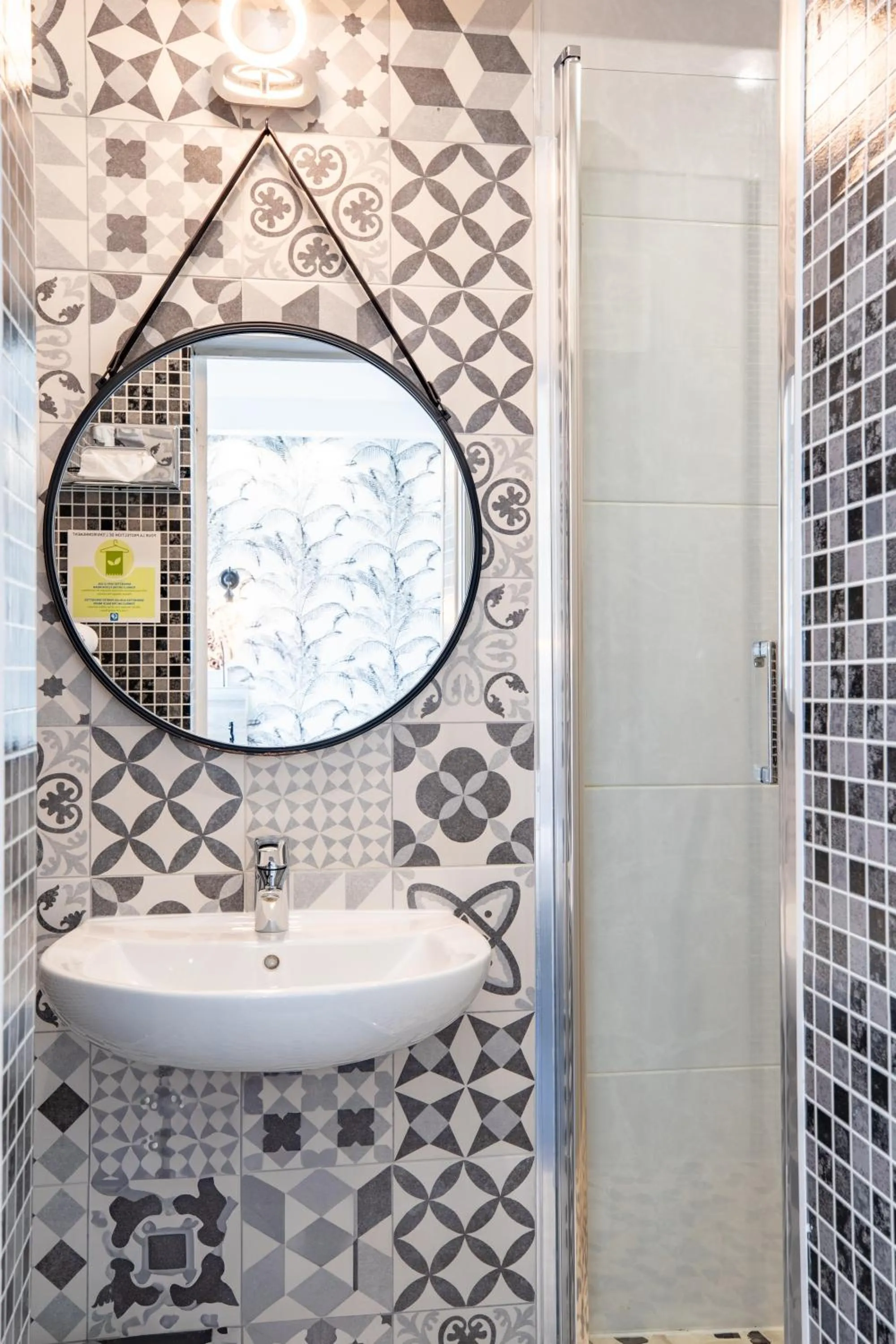 Bathroom in Sure Hotel by Best Western Port Jérome - Le Havre