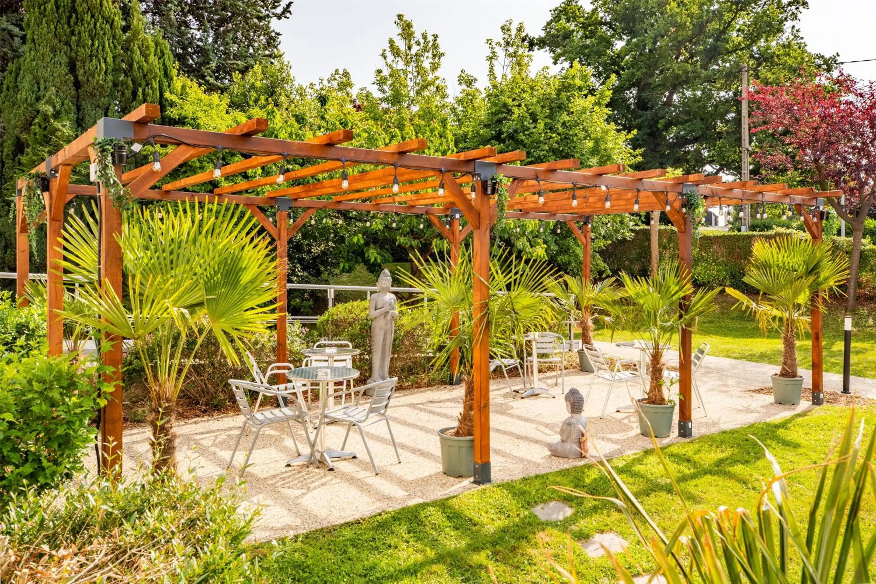 Property building in Sure Hotel by Best Western Port Jérome - Le Havre