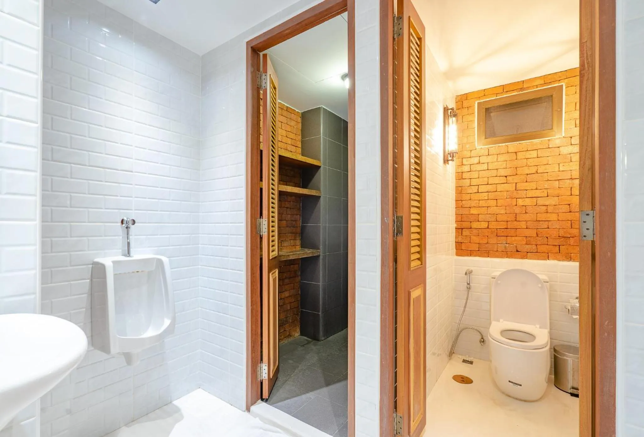 Shower in Siam Plug In Hostel