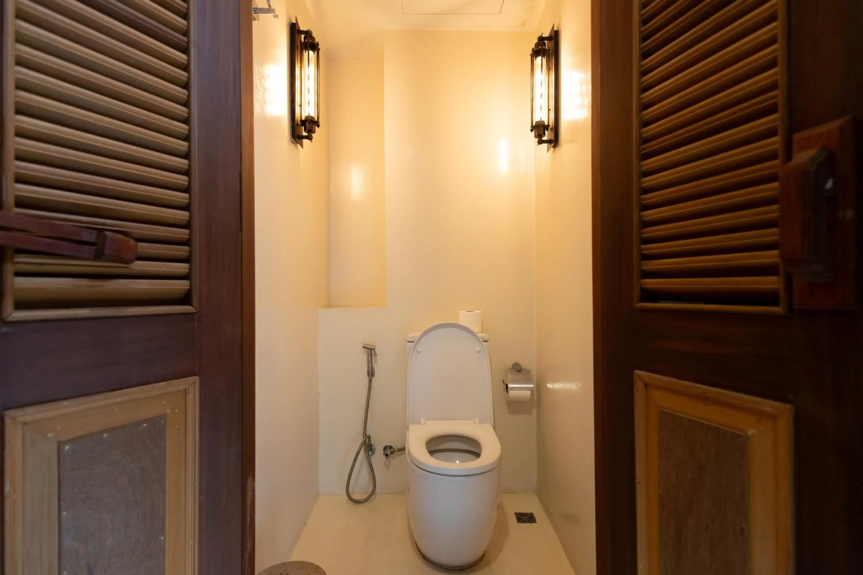 bidet in Siam Plug In Hostel