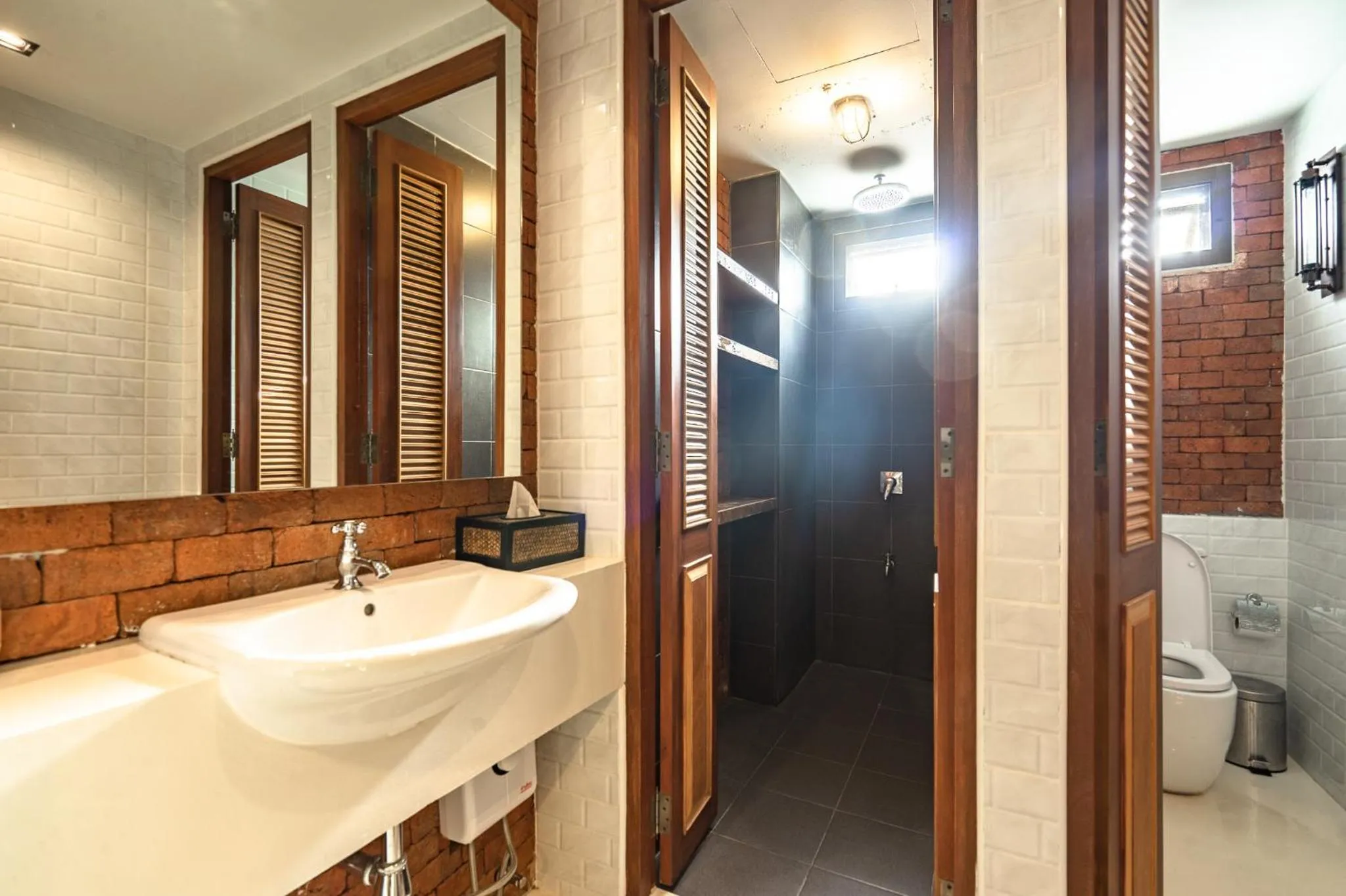 Shower in Siam Plug In Hostel