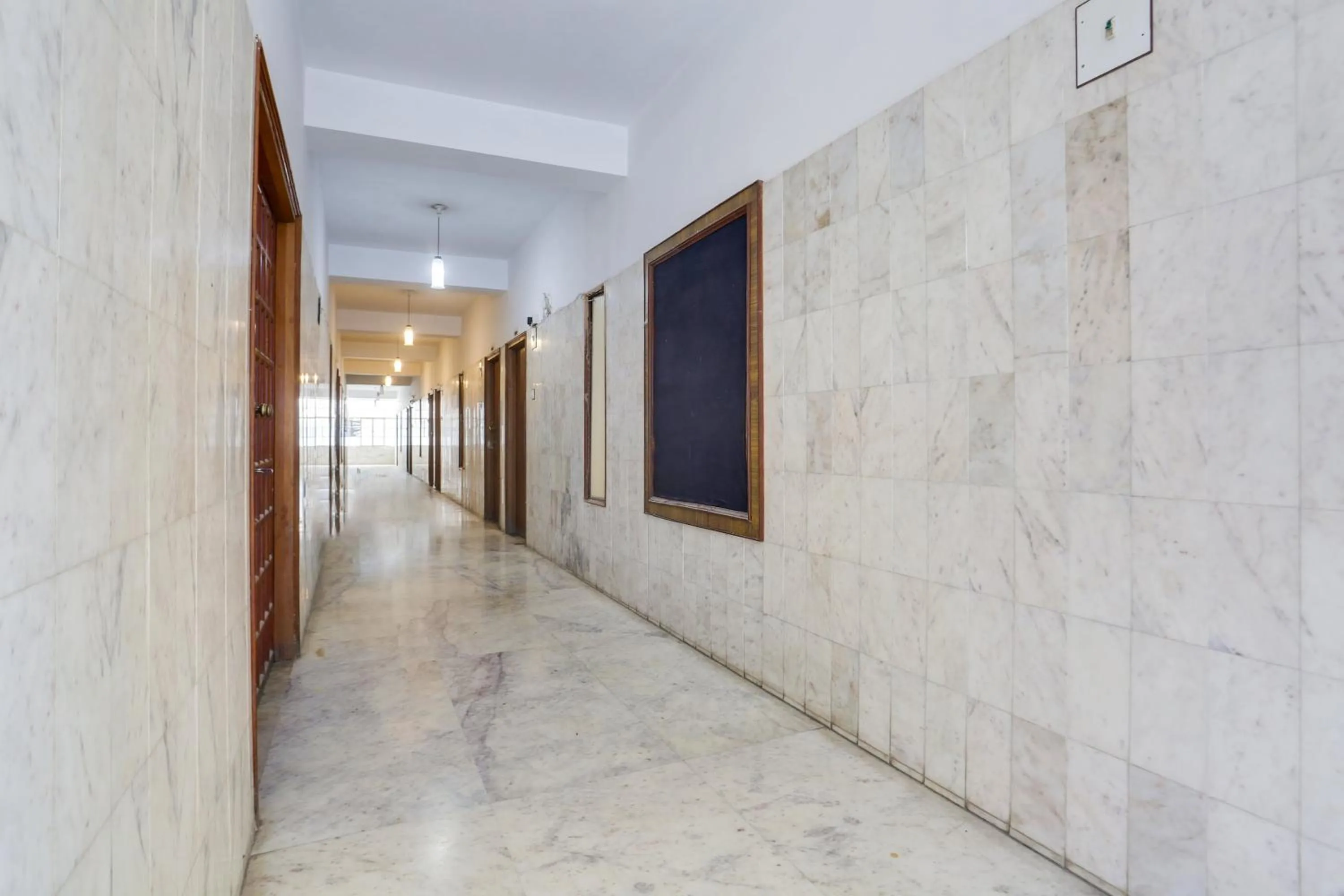 Lobby or reception in Super Townhouse Pichola Formerly Vinayak