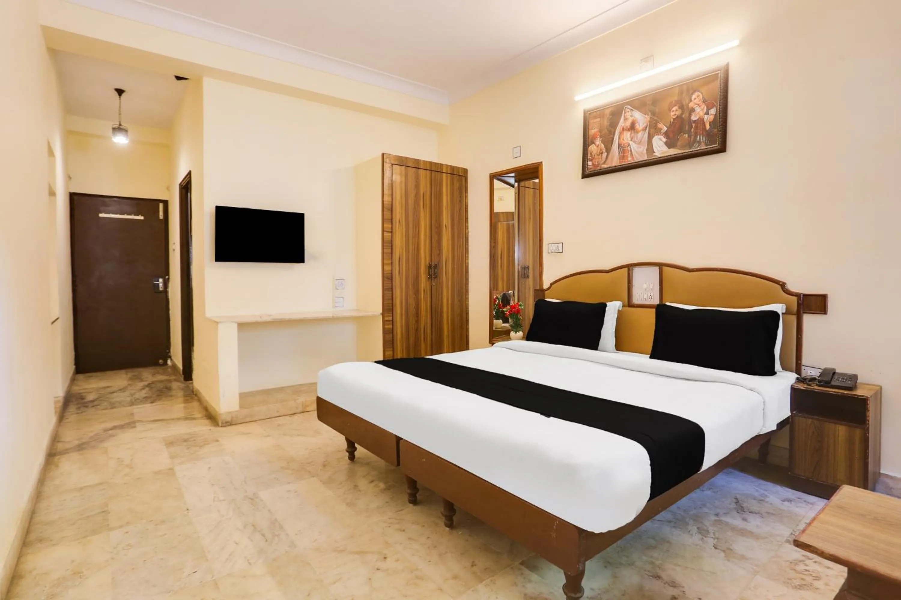 Bedroom, Bed in Super Townhouse Pichola Formerly Vinayak