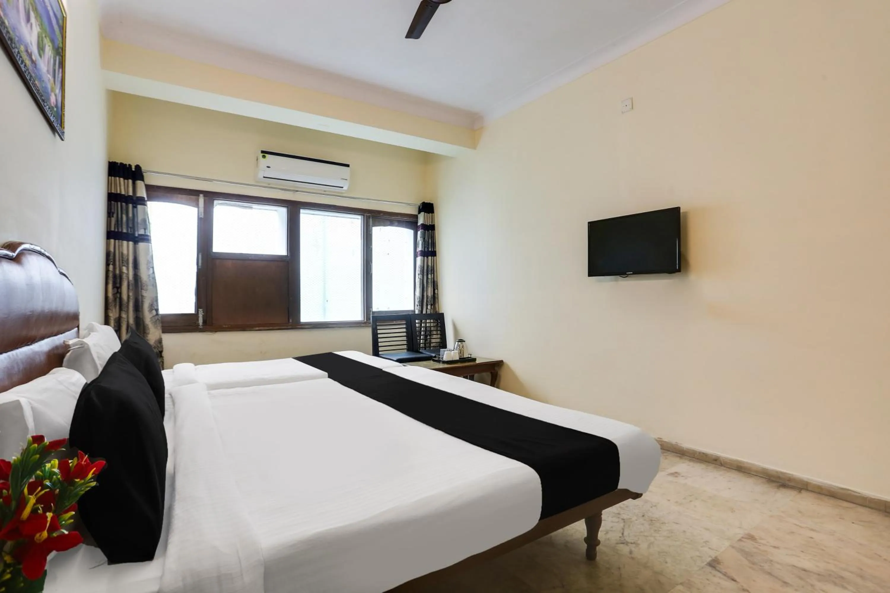 Bedroom, Bed in Super Townhouse Pichola Formerly Vinayak