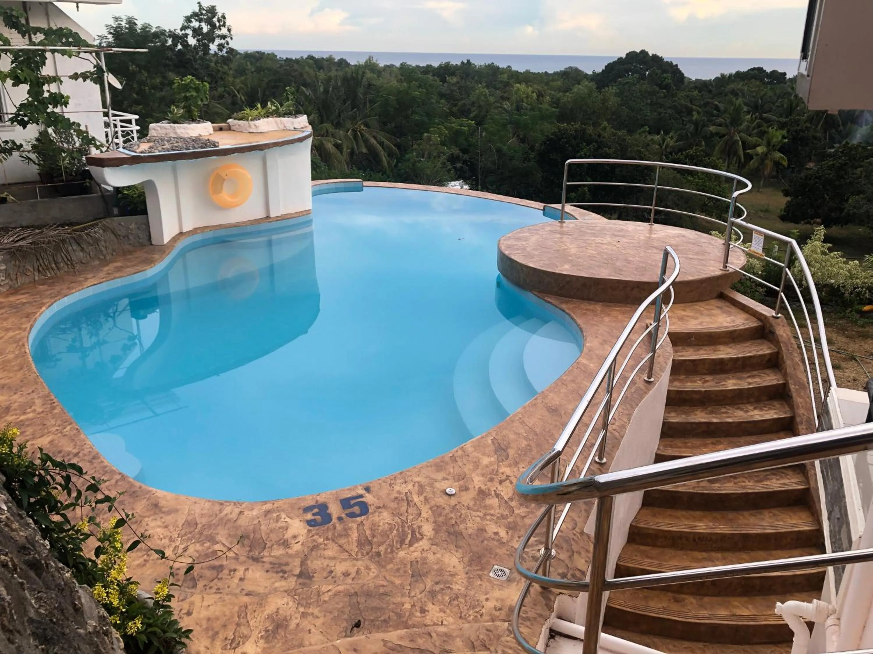 Natural landscape in Vidas Mountain Stay-Bohol