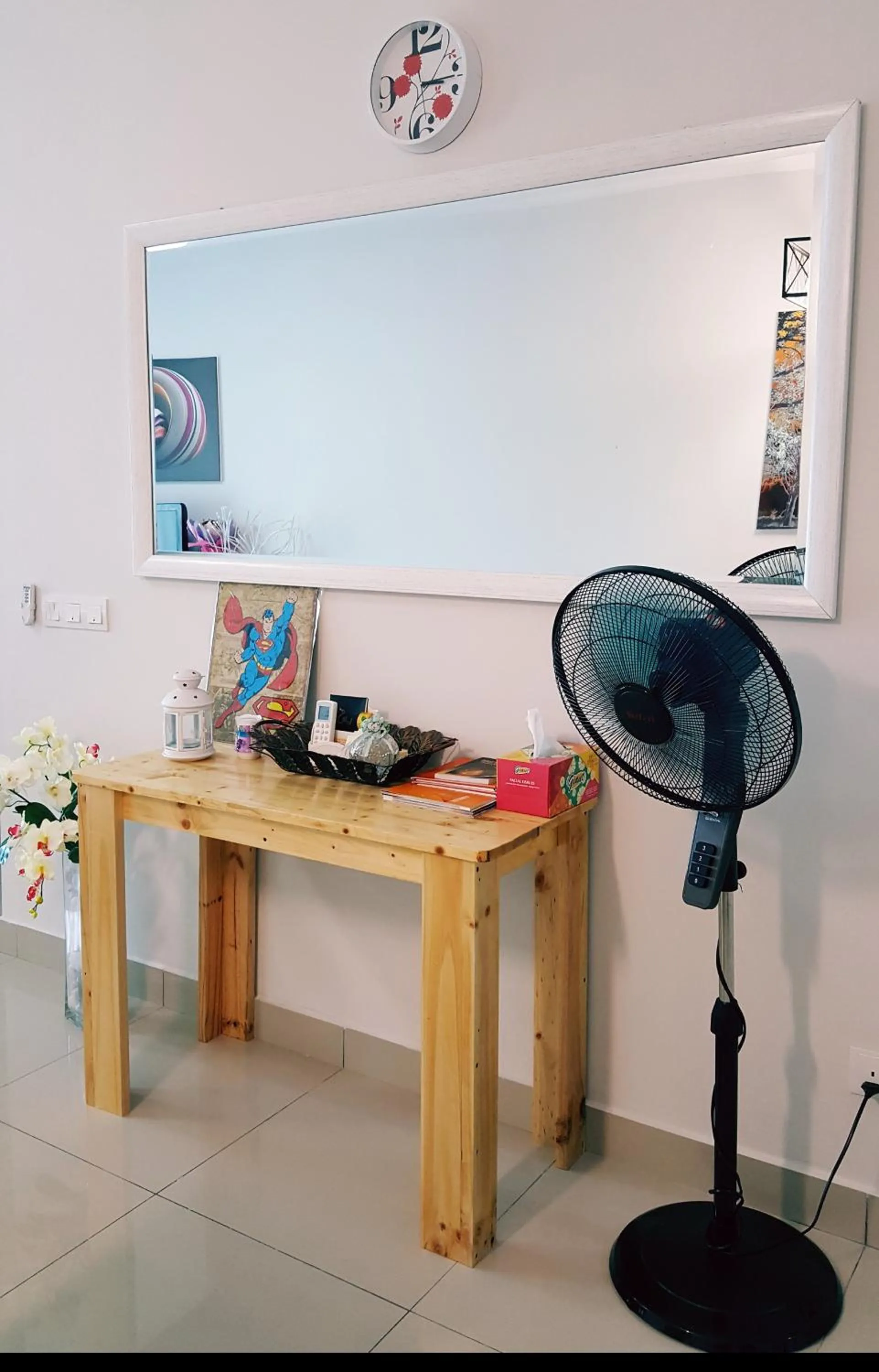 Living room in Skyview Univ360 Place Facing Mines Lake