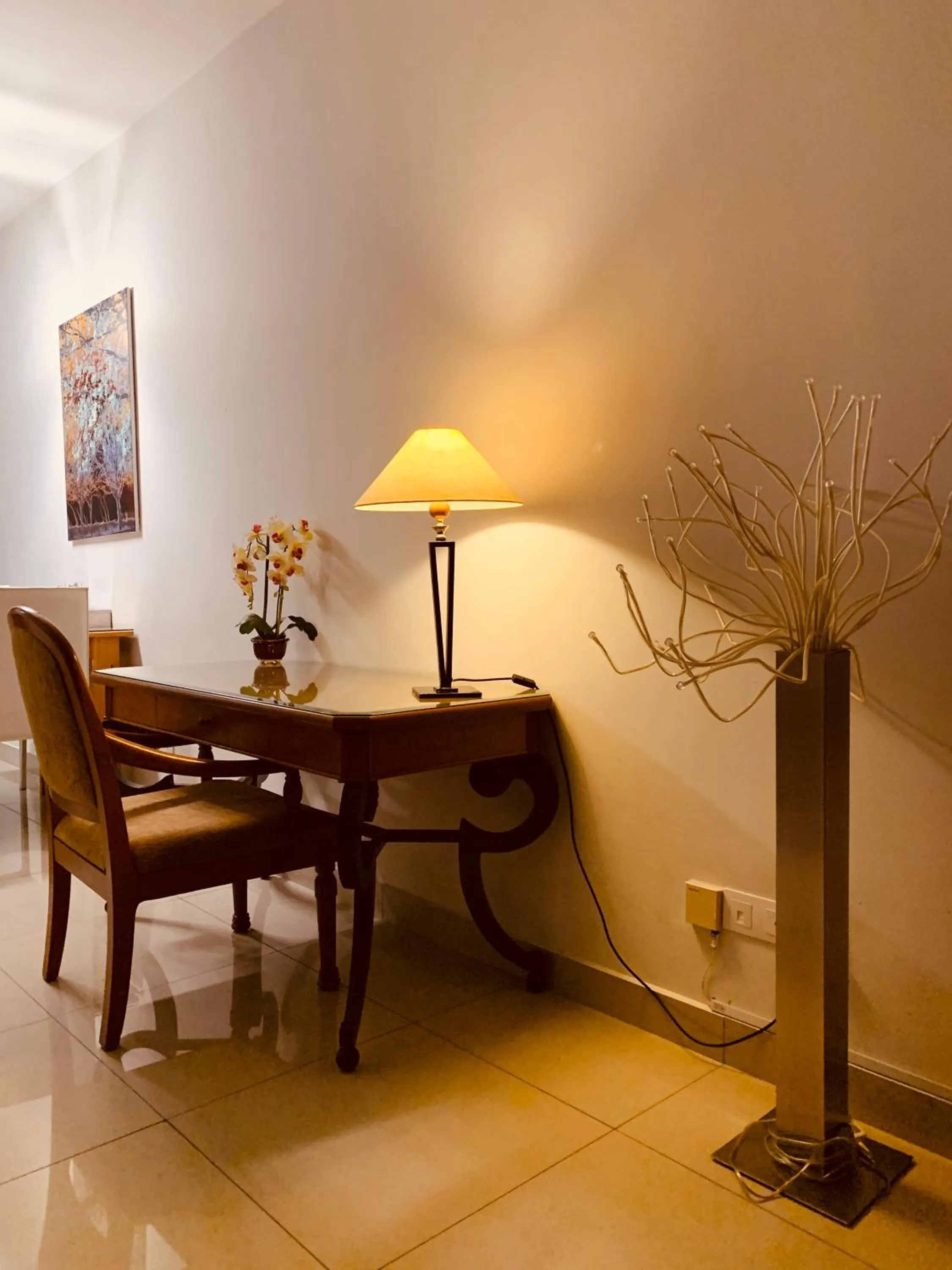 Skyview Univ360 Place Facing Mines Lake