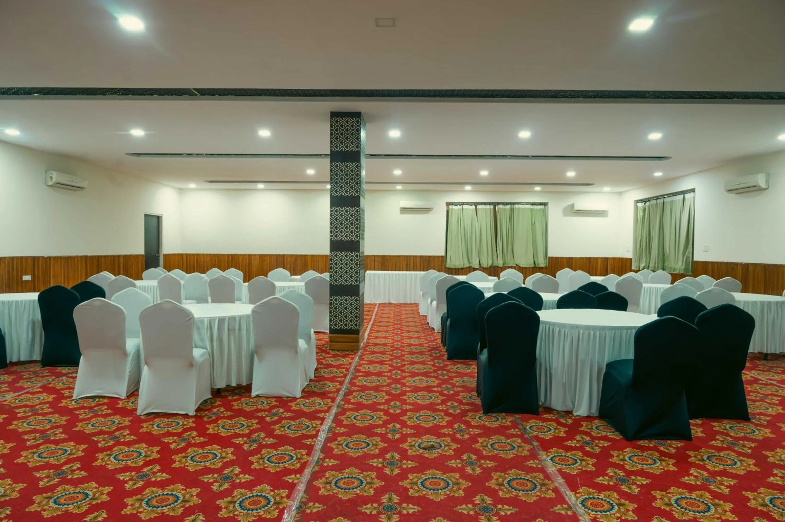Banquet/Function facilities in Abhyaran Resort & Spa Ranthambore