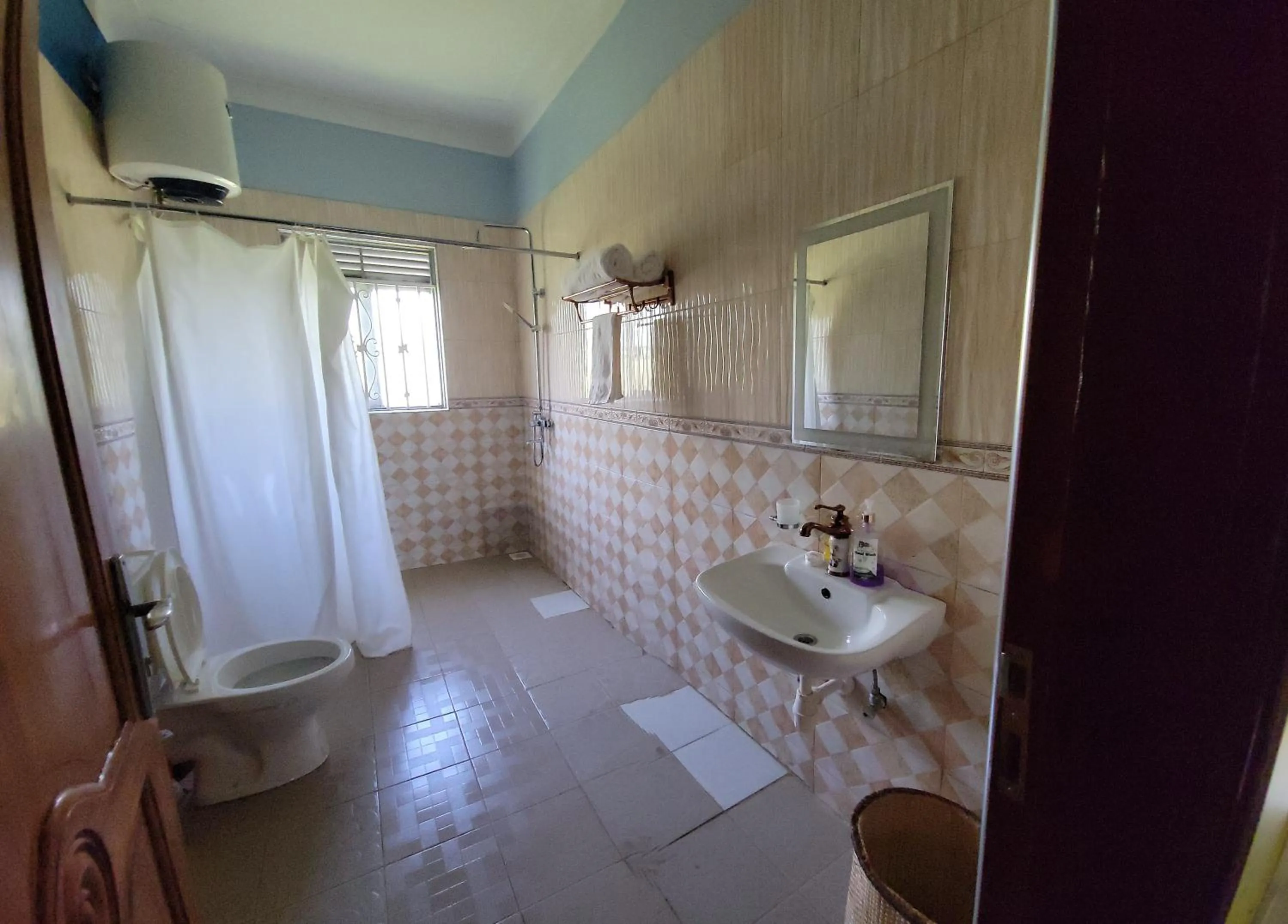 Bathroom in Philo Leisure Gardens