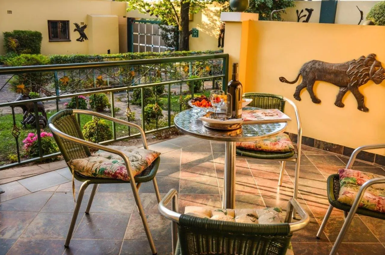 Property building in Elizabeth Manor Guest House