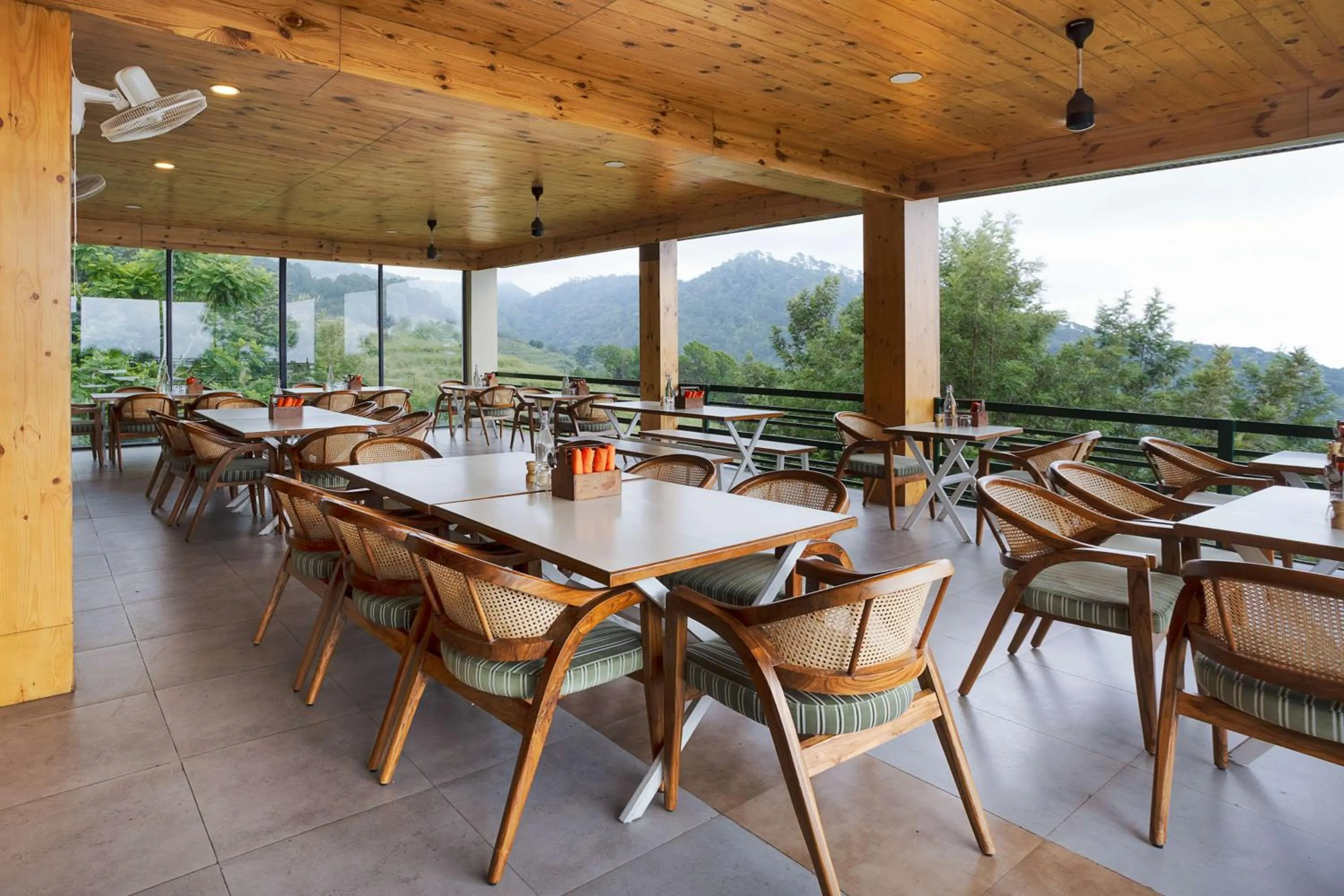 Restaurant/places to eat in Rakkh Resort, a member of Radisson Individuals Retreats
