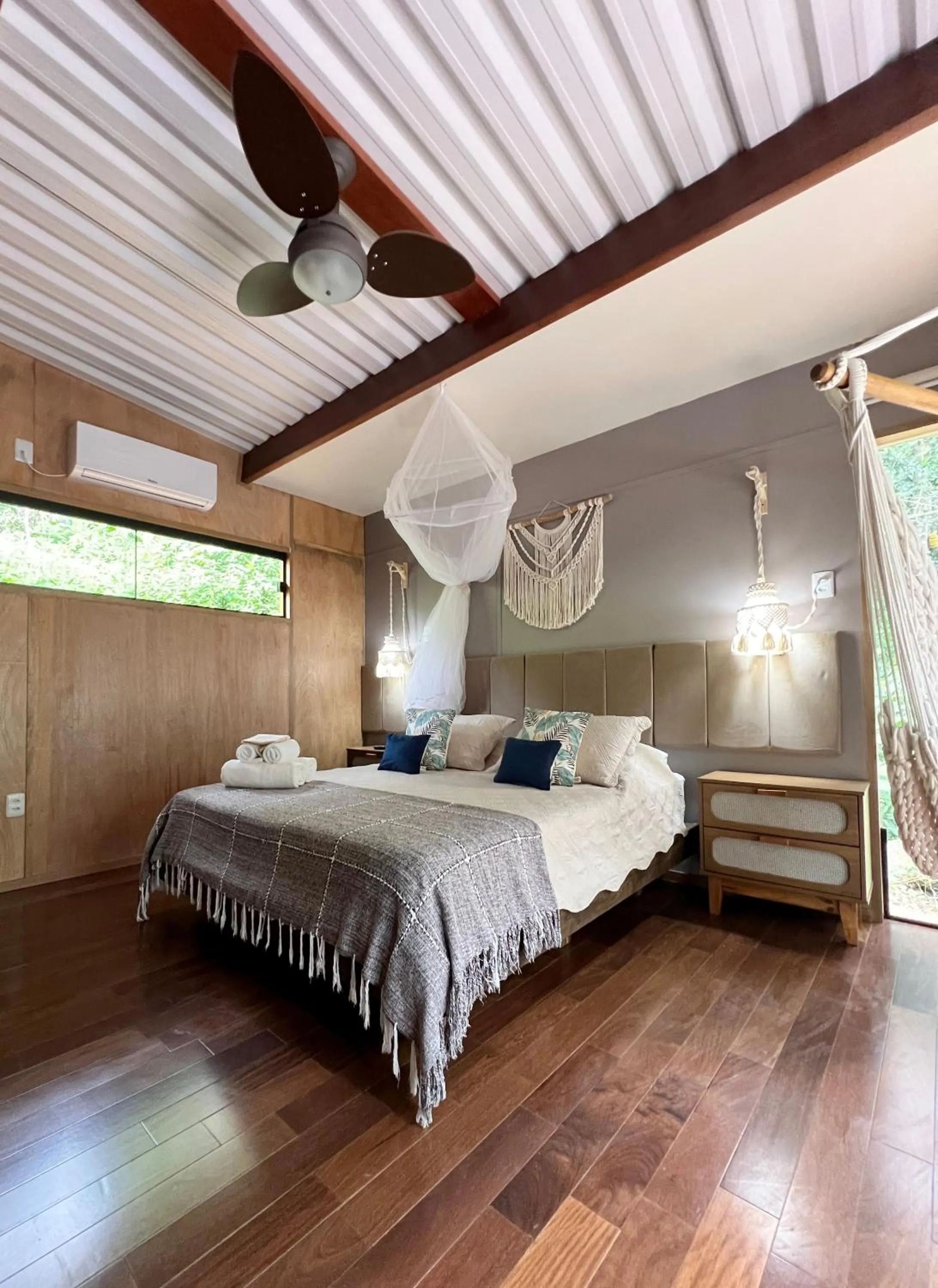 Decorative detail, Bed in Bonito Paraiso Ilha Grande