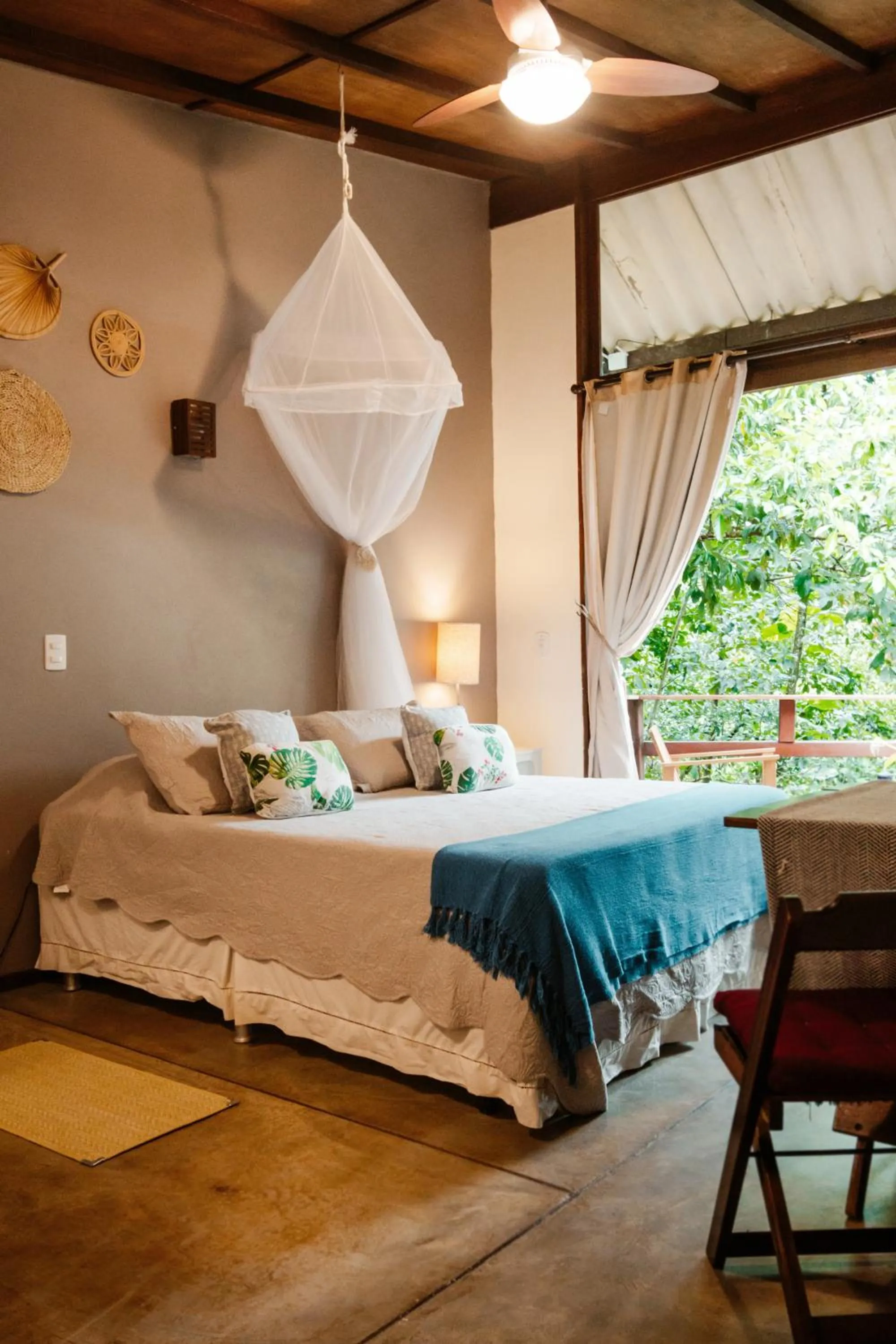 Photo of the whole room, Bed in Bonito Paraiso Ilha Grande