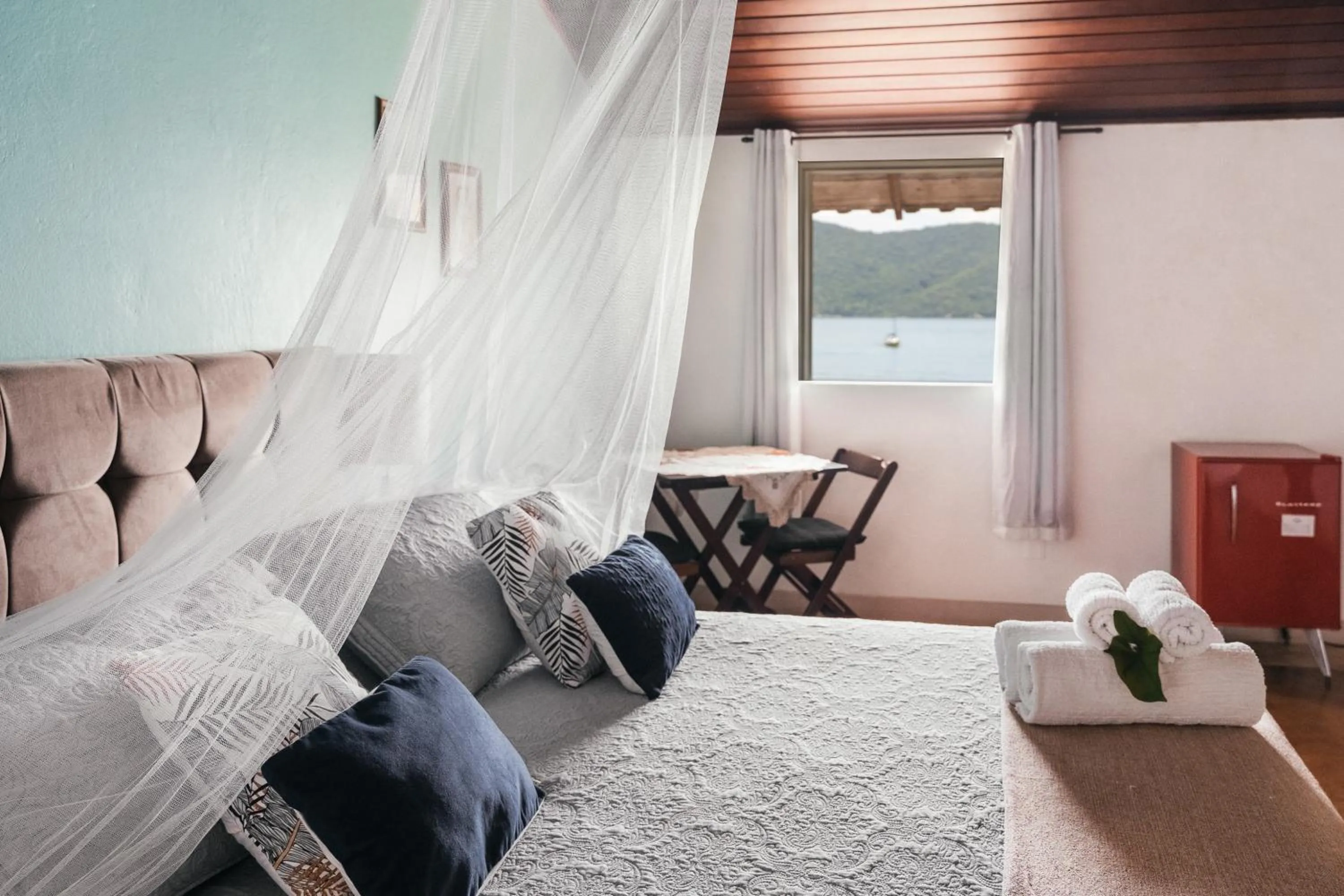 Photo of the whole room, Bed in Bonito Paraiso Ilha Grande